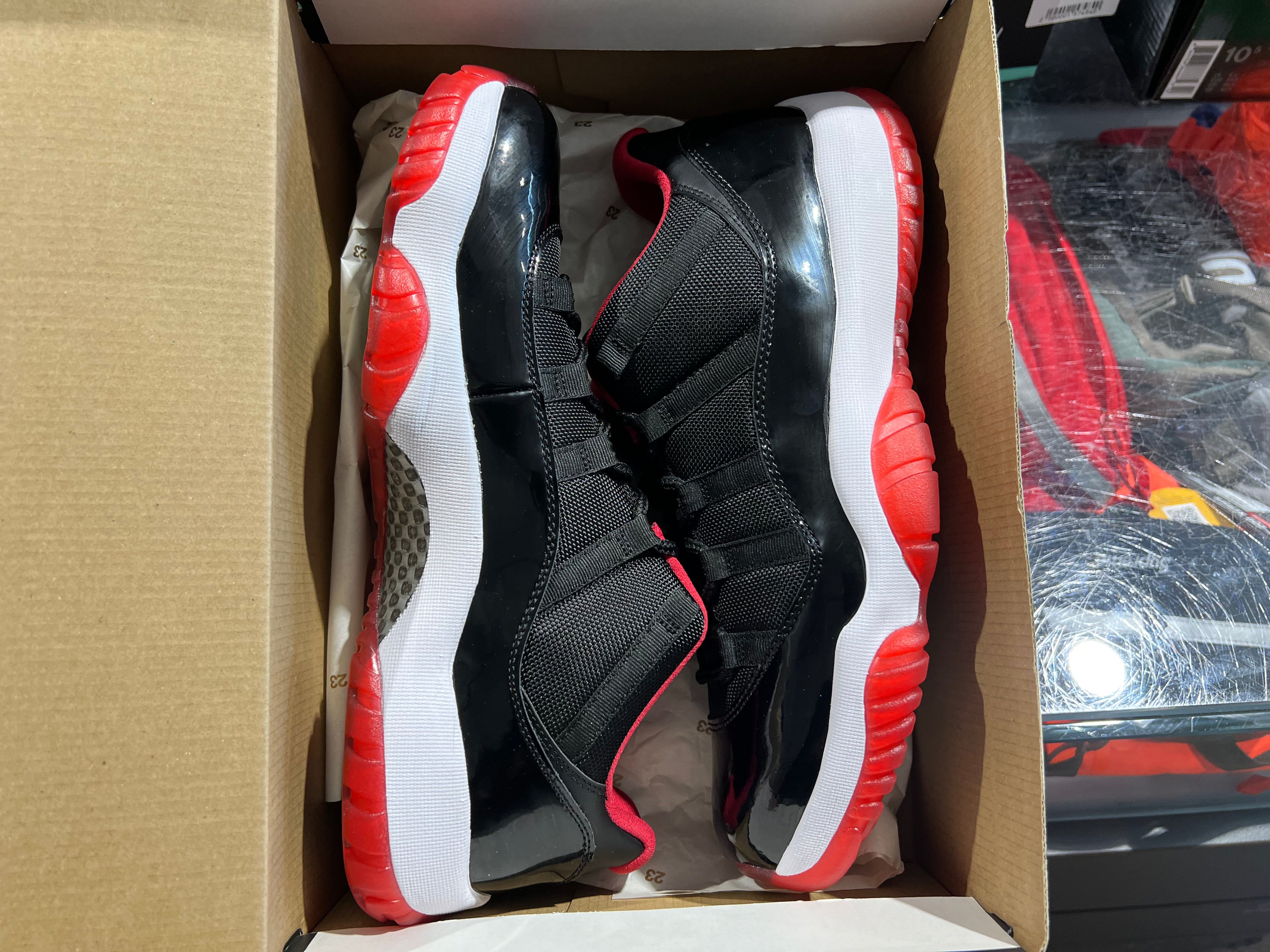 Air Jordan 11 Retro Low - Bred 2015 Size 11