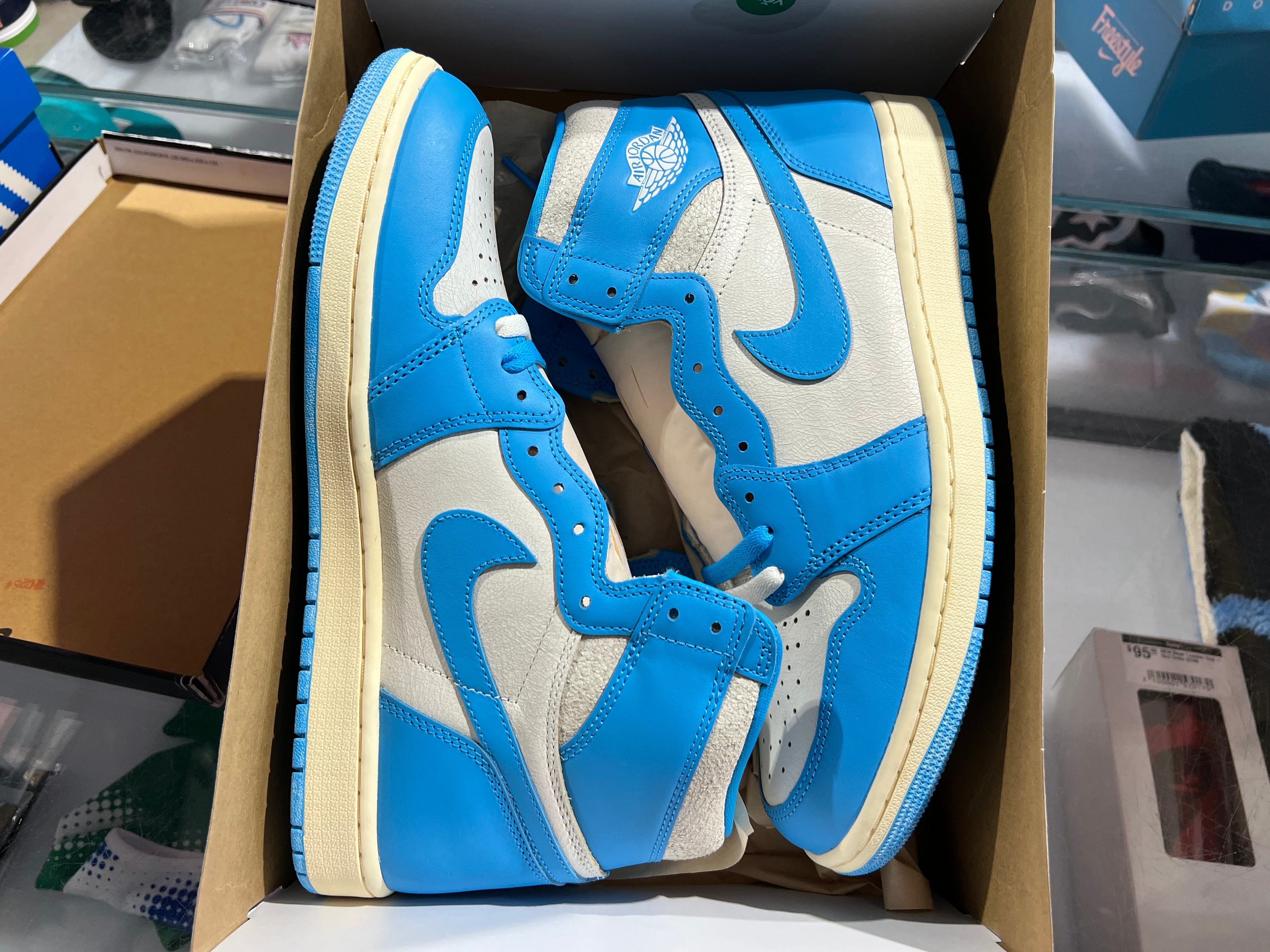 Air Jordan 1 Retro High OG - UNC Reimagined