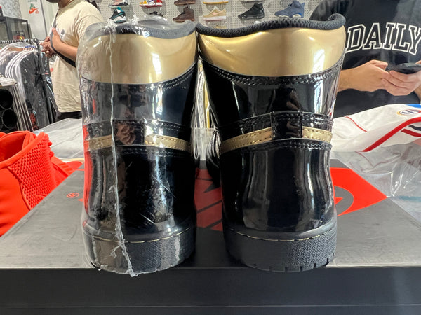 Air Jordan 1 Retro High - Black Metallic Gold 2020 Size 11