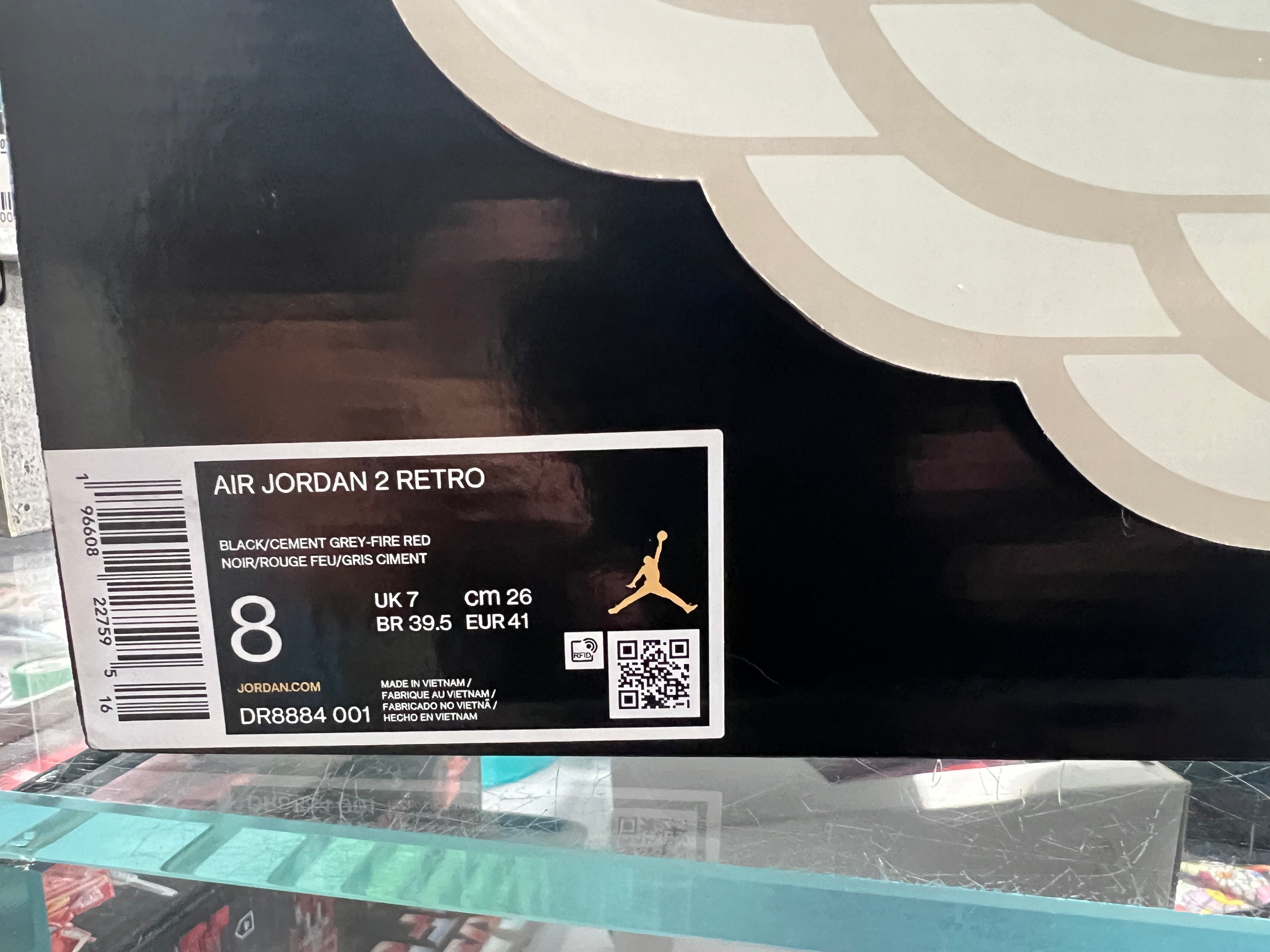 Air Jordan 2 Retro - Black Cement Size 8