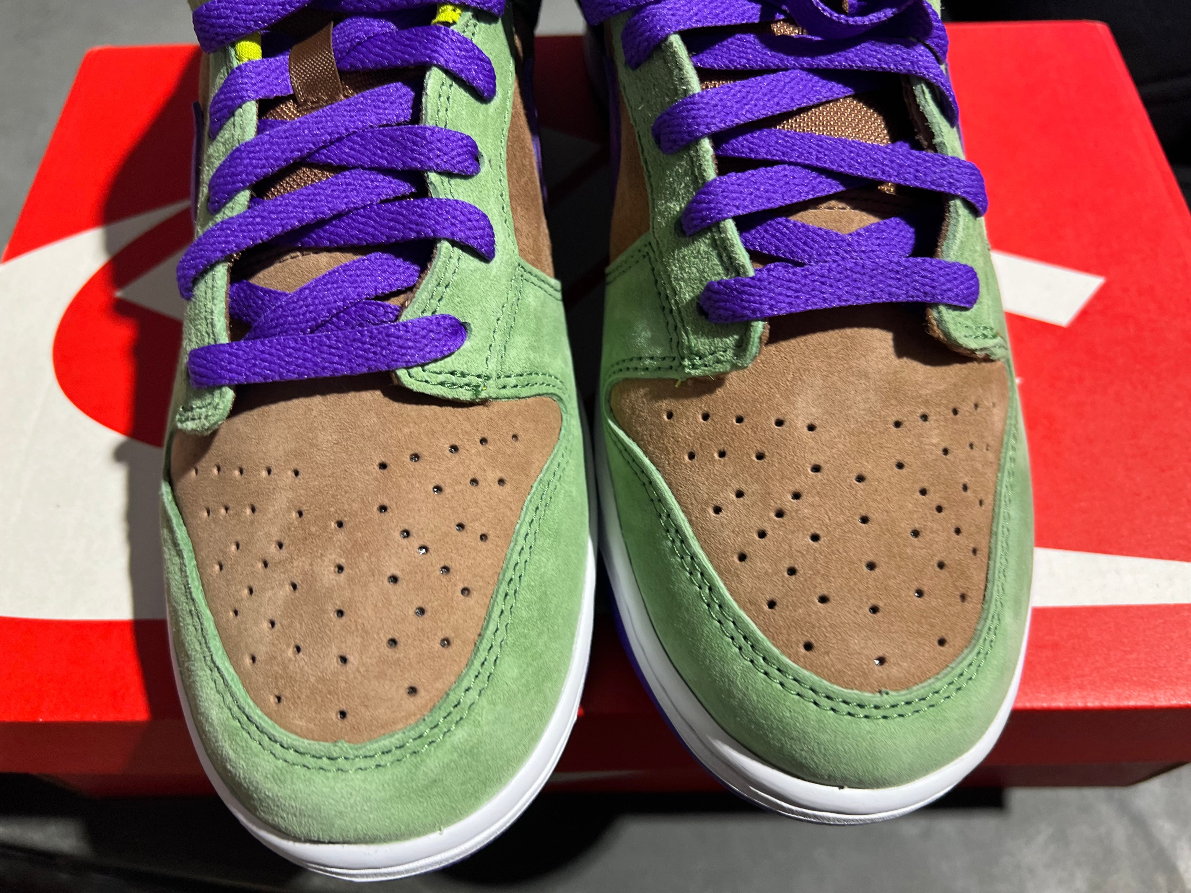 Nike Dunk Low SP - Veneer Size 9.5