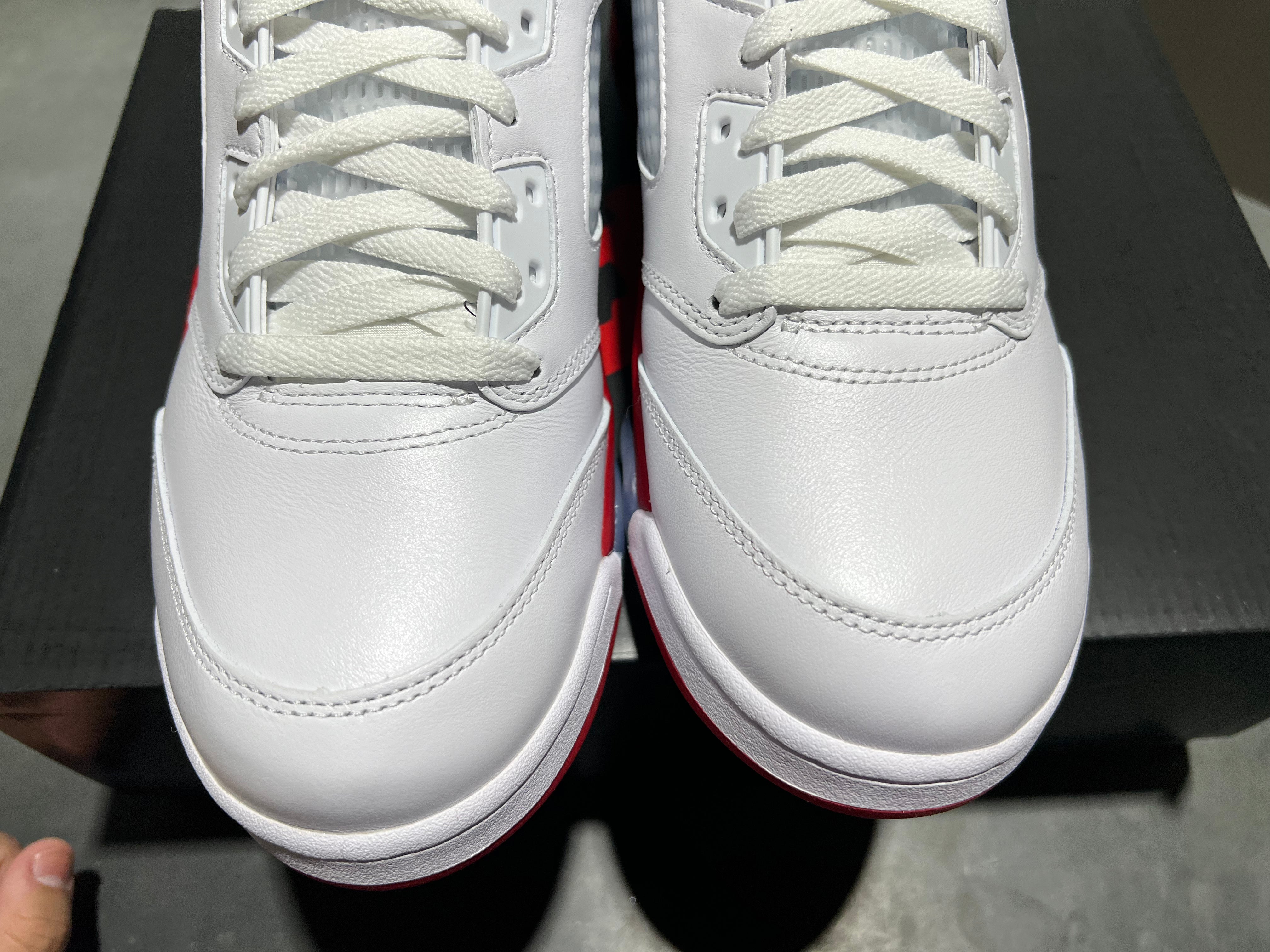 Air Jordan 5 Retro - Fire Red/Black Tongue 2025 Size 11.5