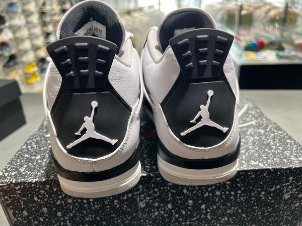 Air Jordan 4 Retro - Military Black Size 9