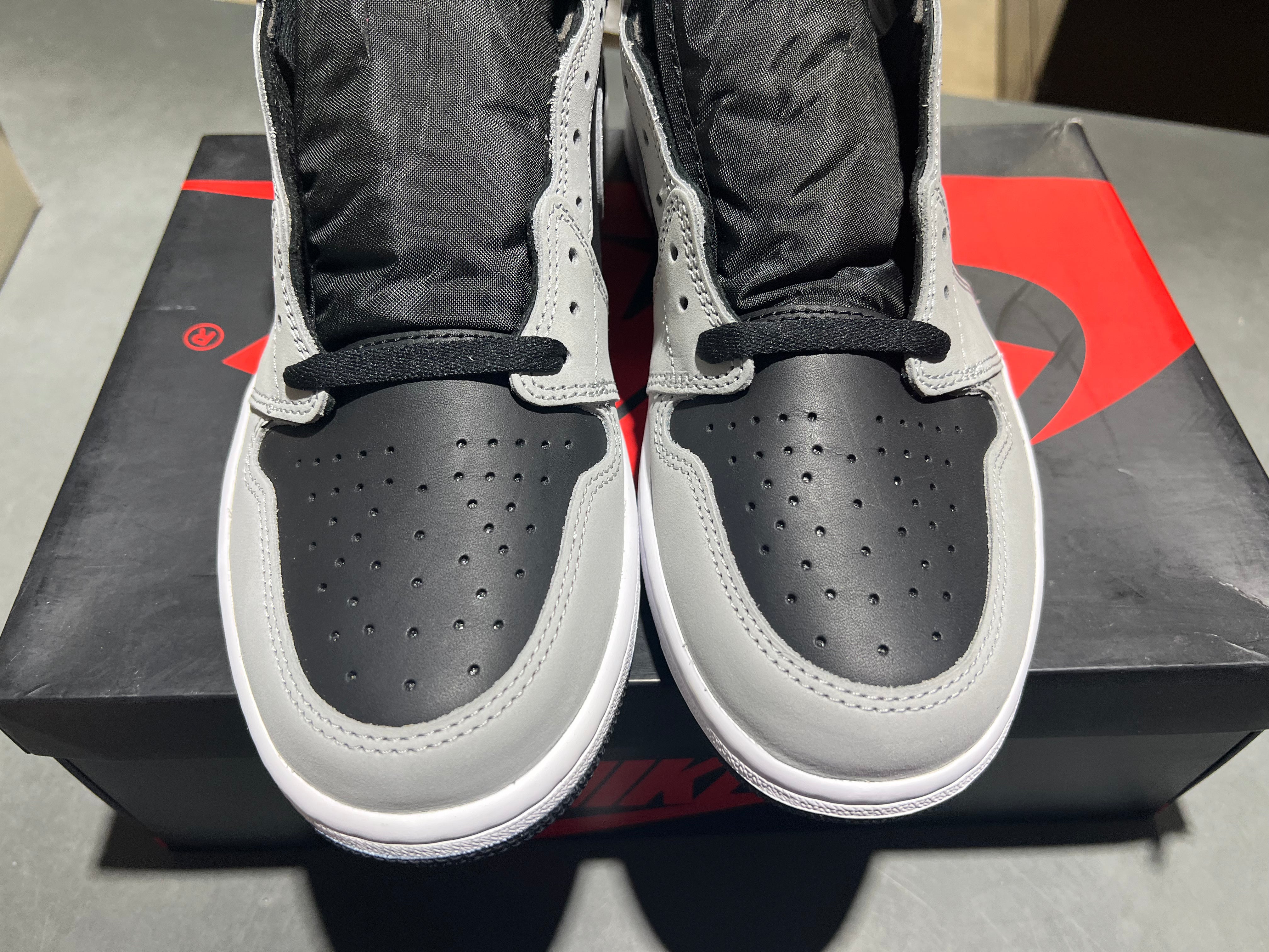 Air Jordan 1 Retro High OG - Shadow 2.0 Size 11