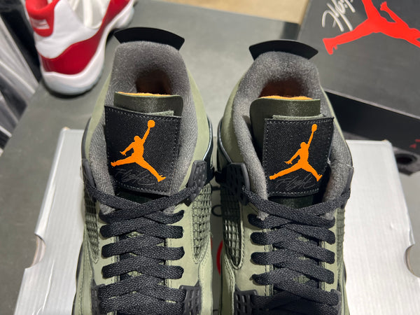 Air Jordan 4 Retro OG SP - Undefeated Size 11.5