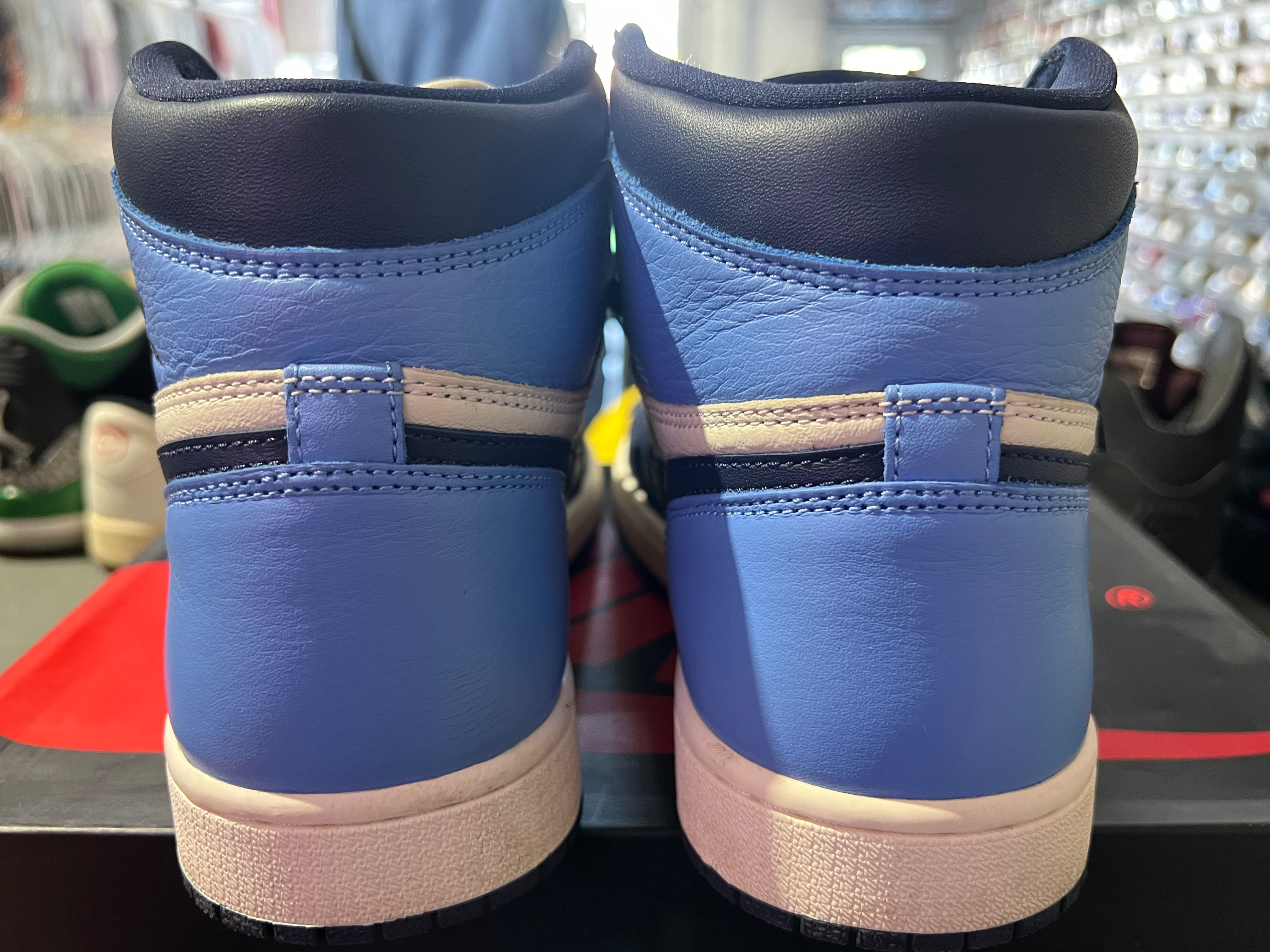 Air Jordan 1 Retro High OG - Obsidian Size 10