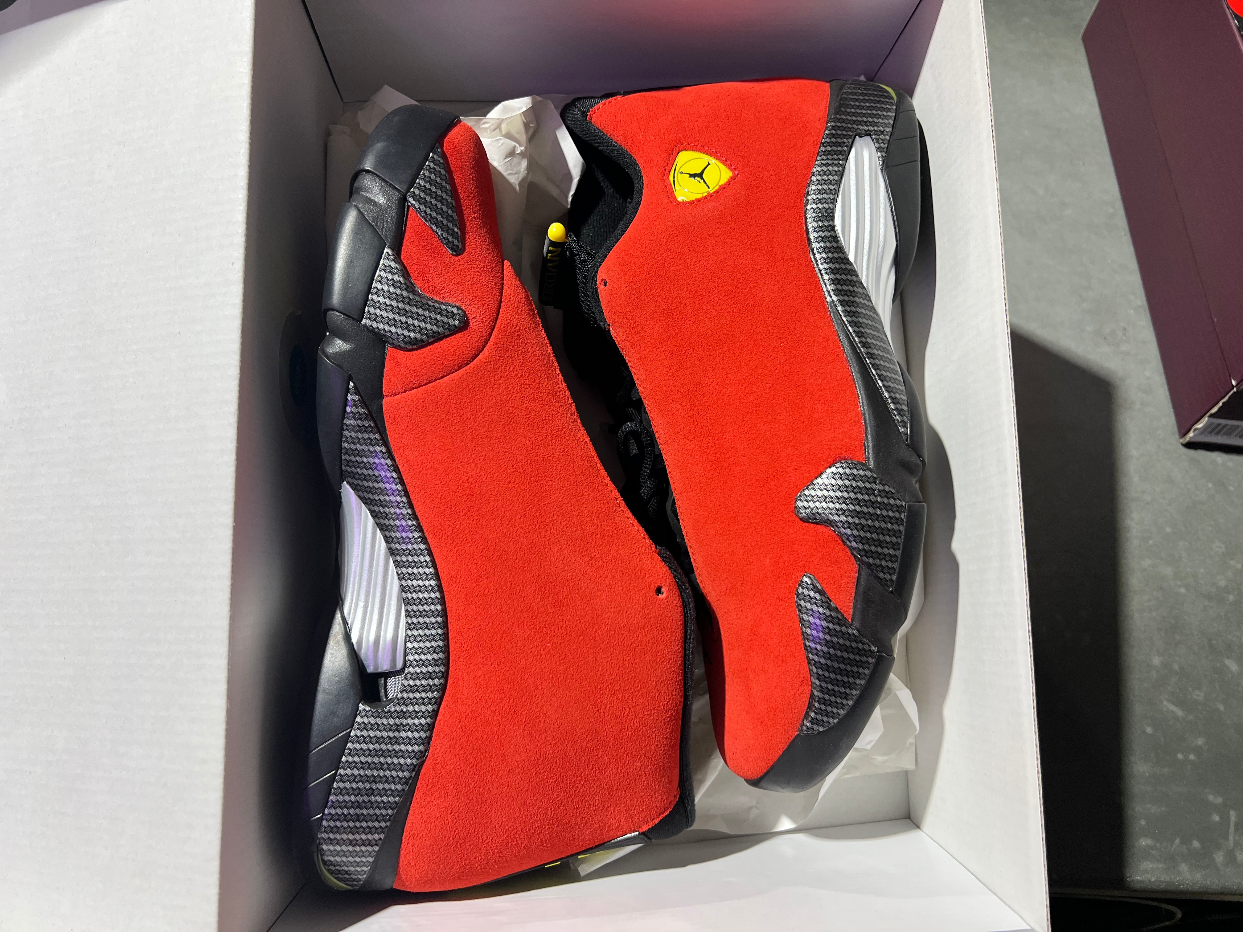 Air Jordan 14 Retro - Ferrari 2025 Size 9.5