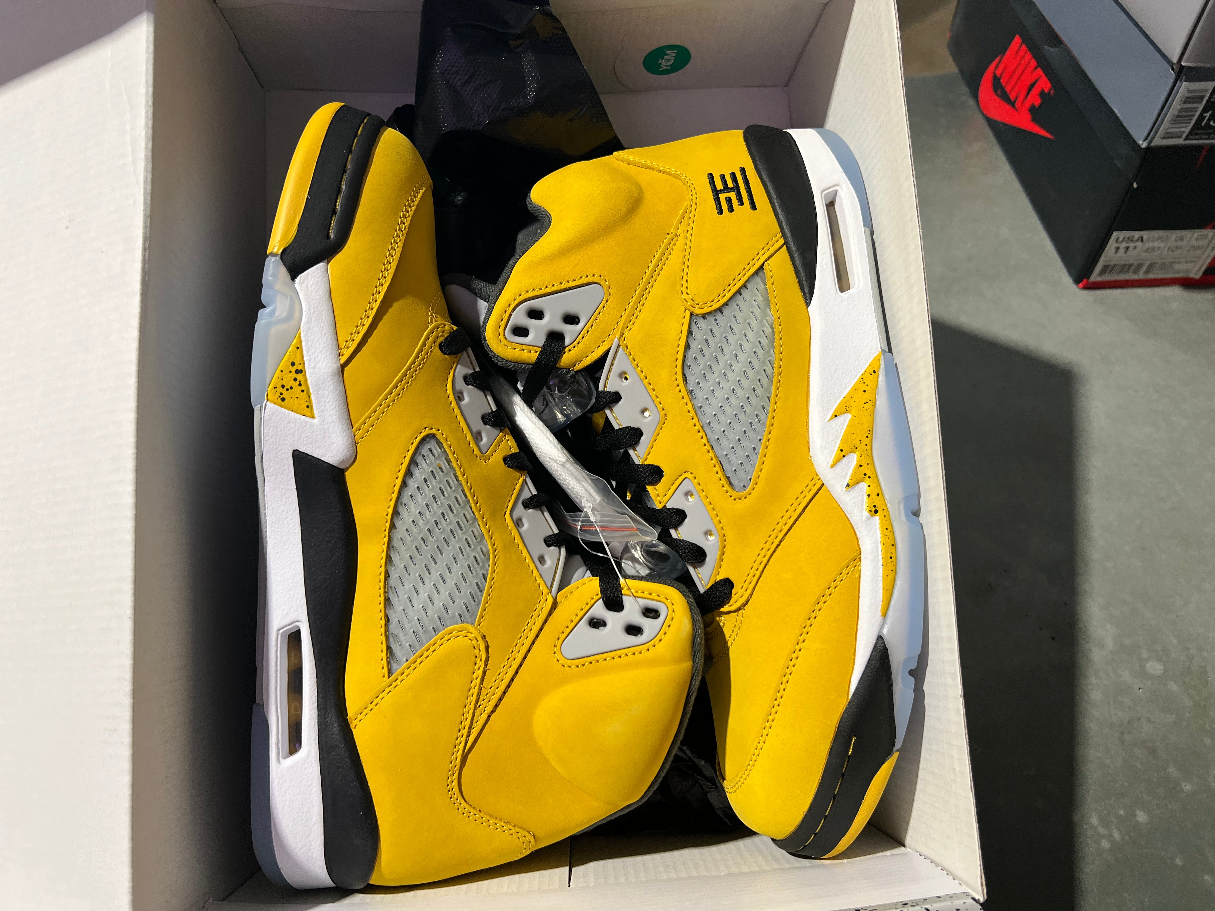 Air Jordan 5 Retro - Tokyo T23 2025 Size 10