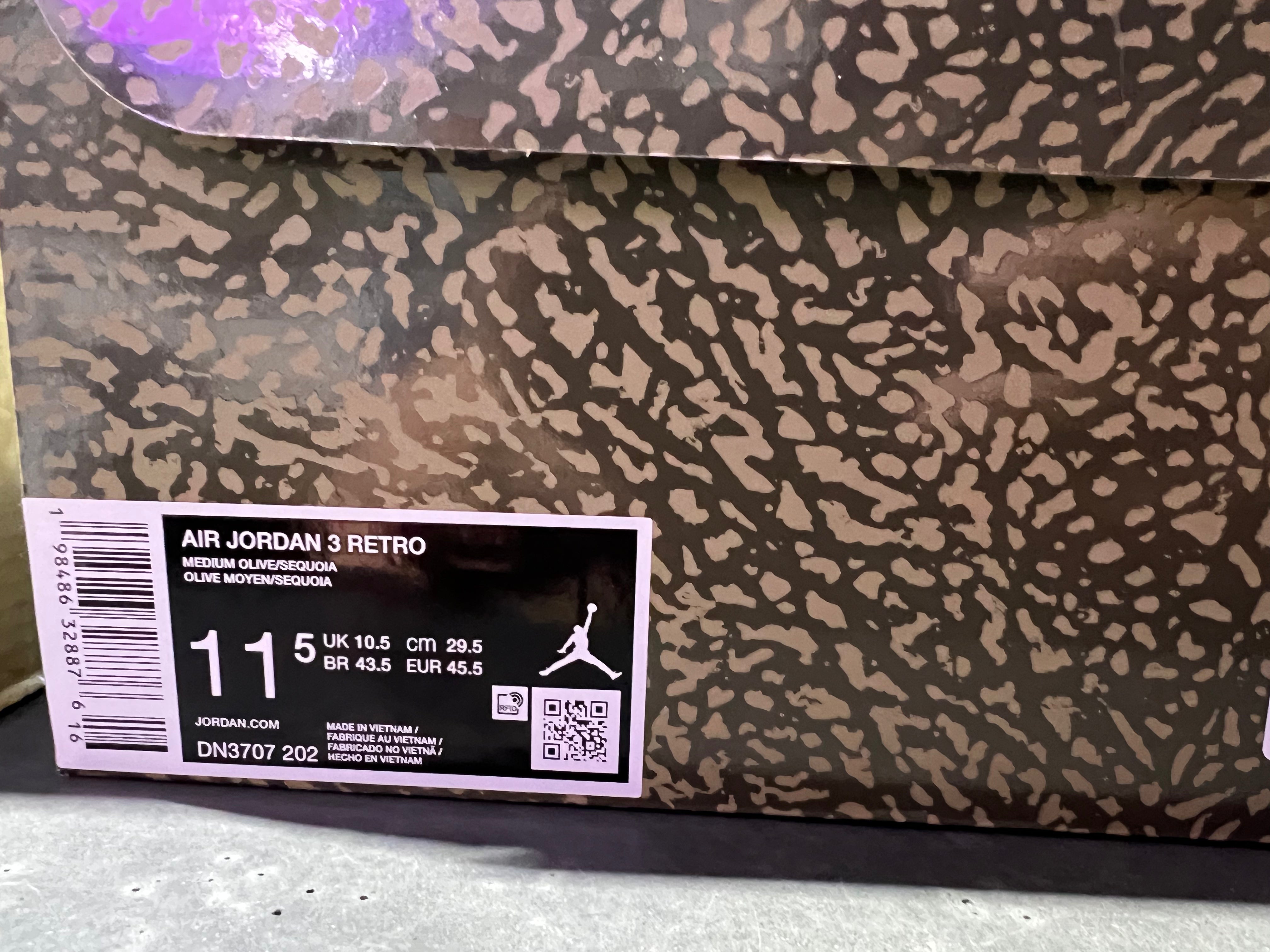 Air Jordan 3 Retro - Family Affair Size 11.5