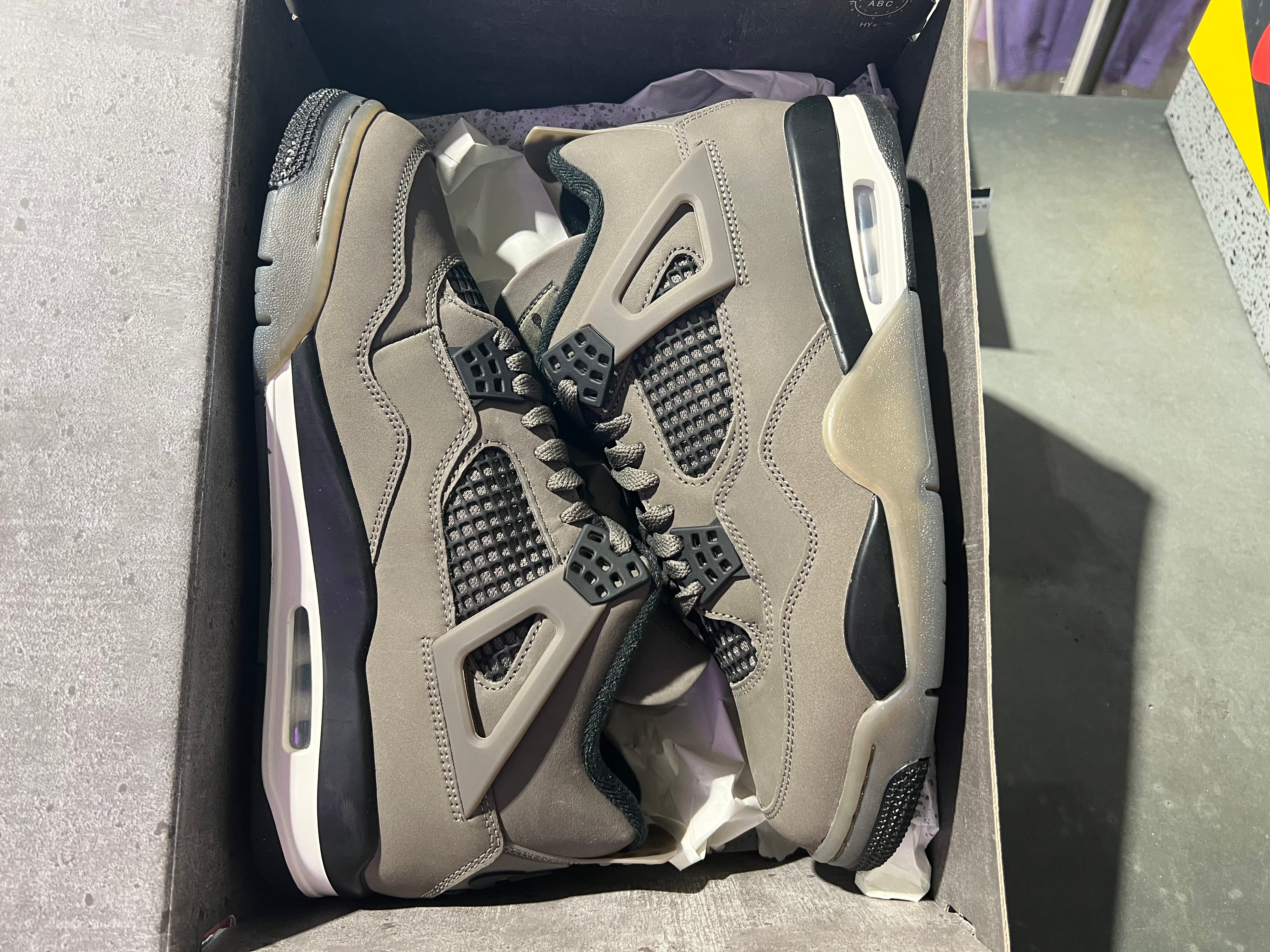 Air Jordan 4 Retro - Cave Stone Size 10