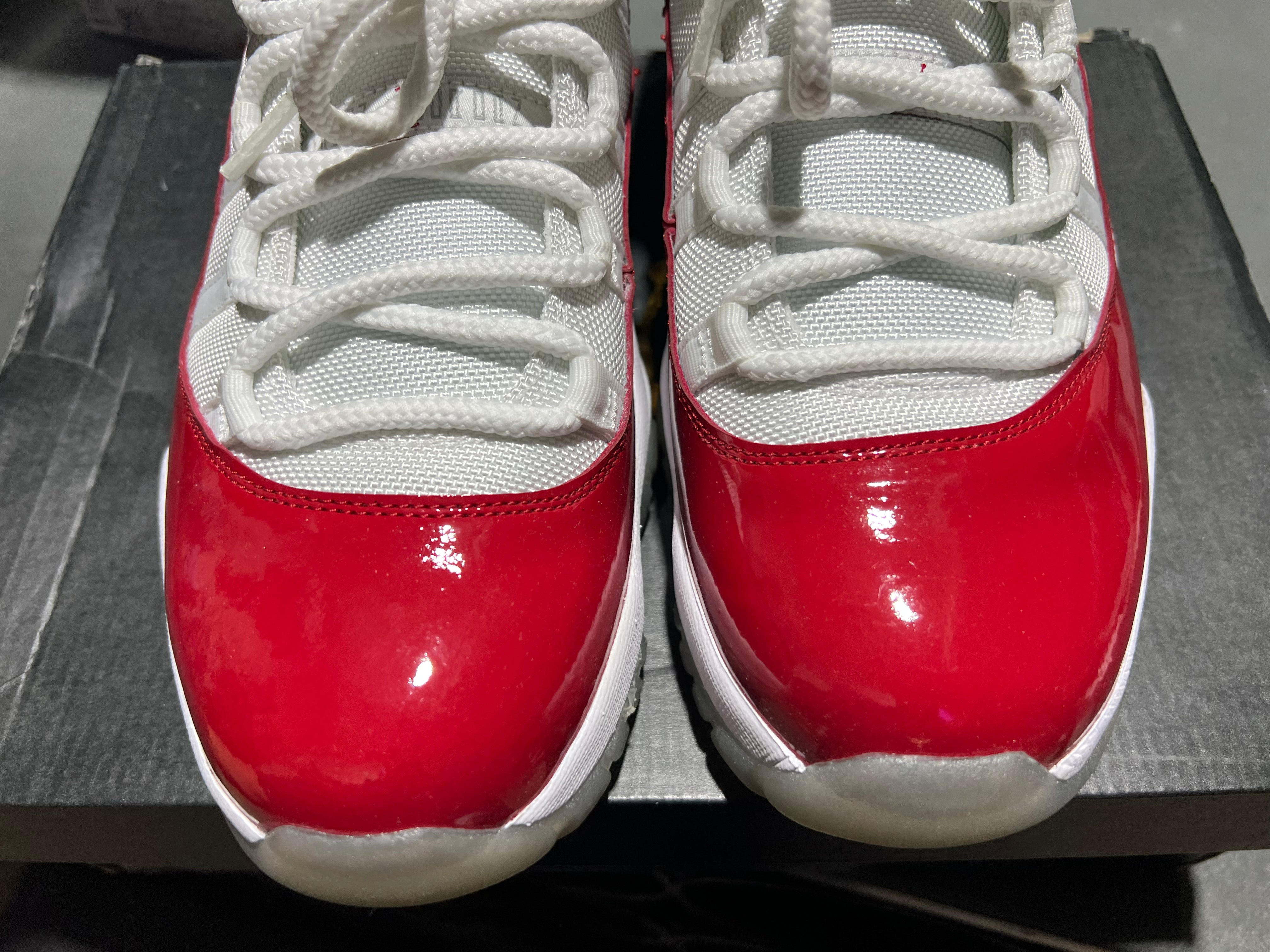 Air Jordan 11 Retro Low - Cherry 2016 Size 11