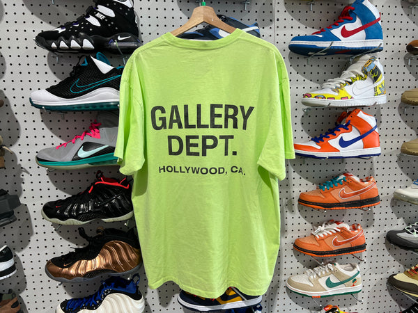 NEW Gallery Department Souvenir Tee - Lime Size XL