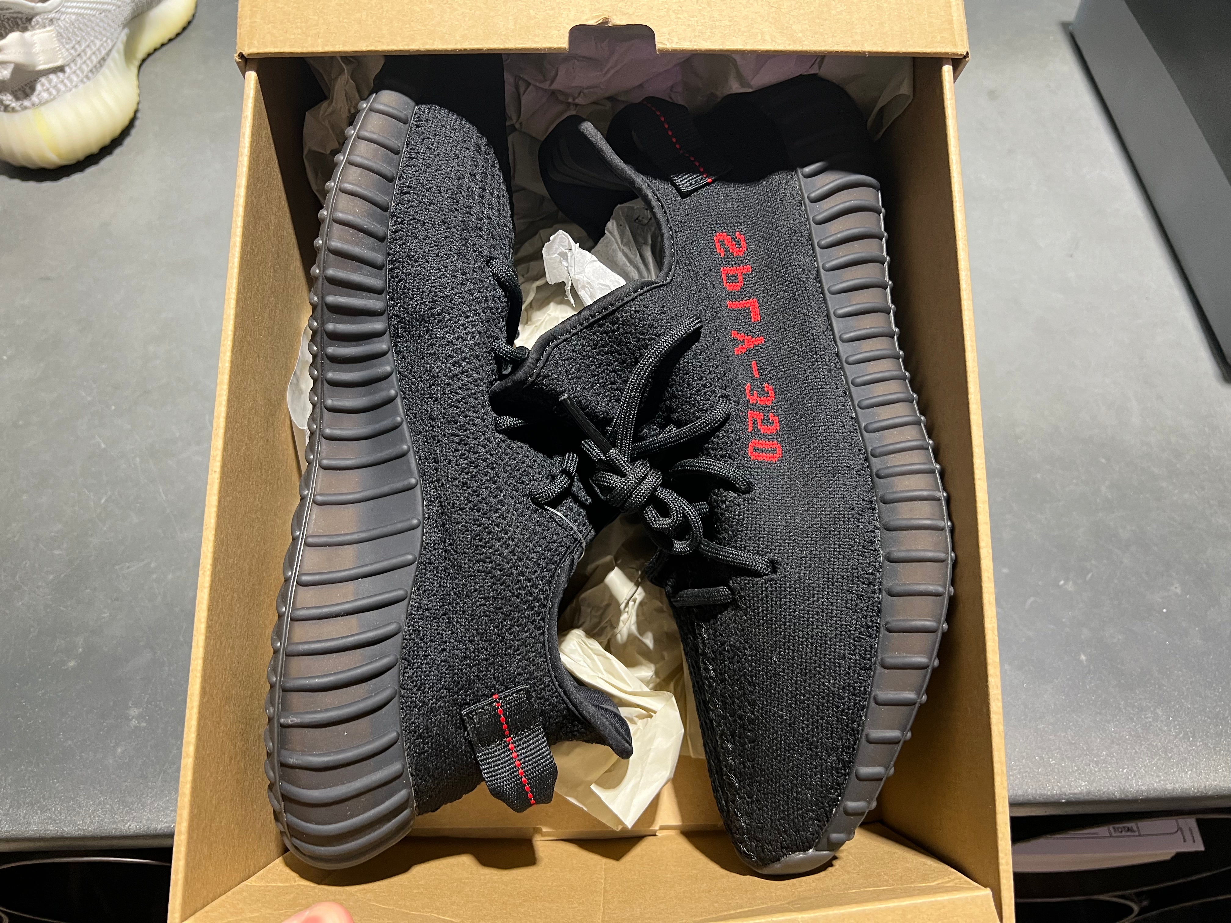 adidas Yeezy Boost 350 V2 - Black Red Size 11.5
