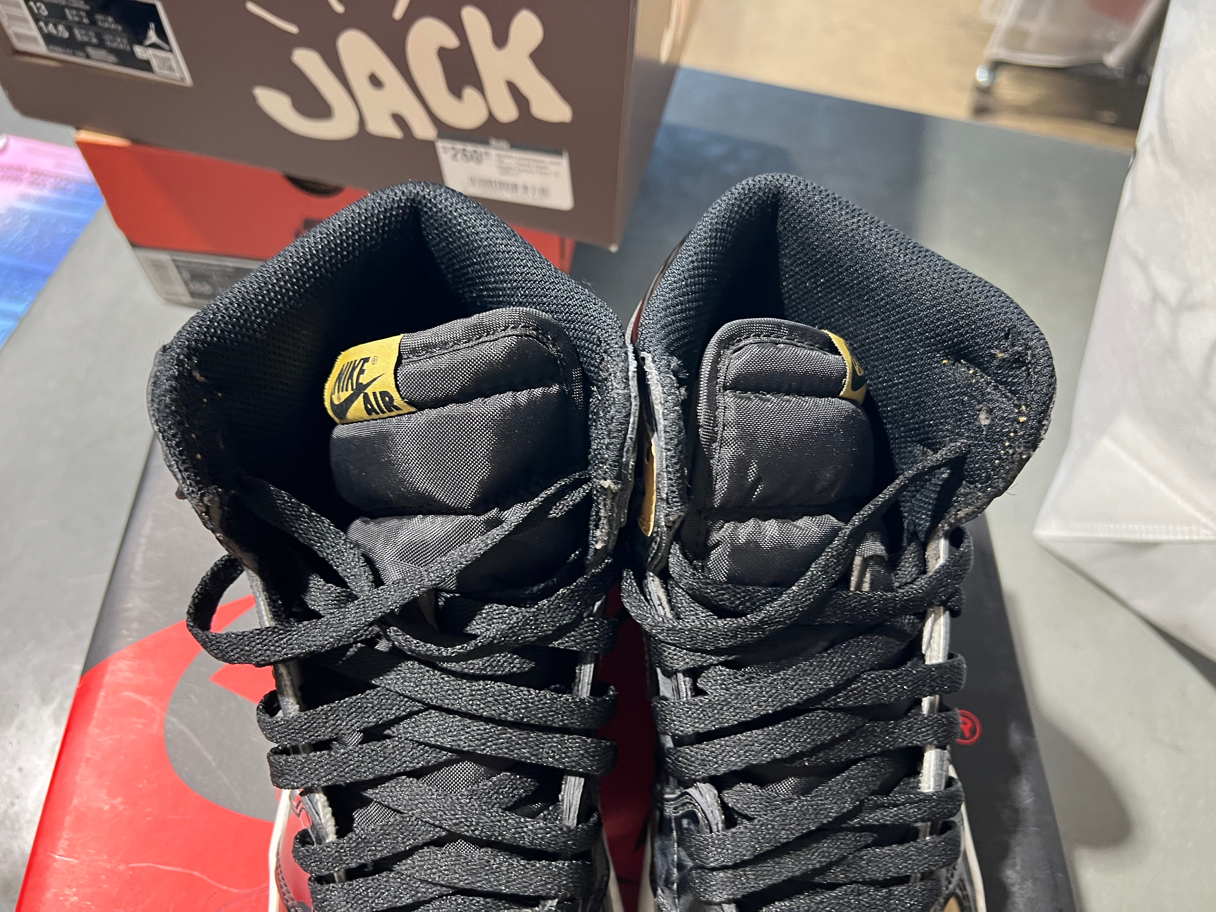 Air Jordan 1 Retro High NRG - Patent Gold Toe Size 8