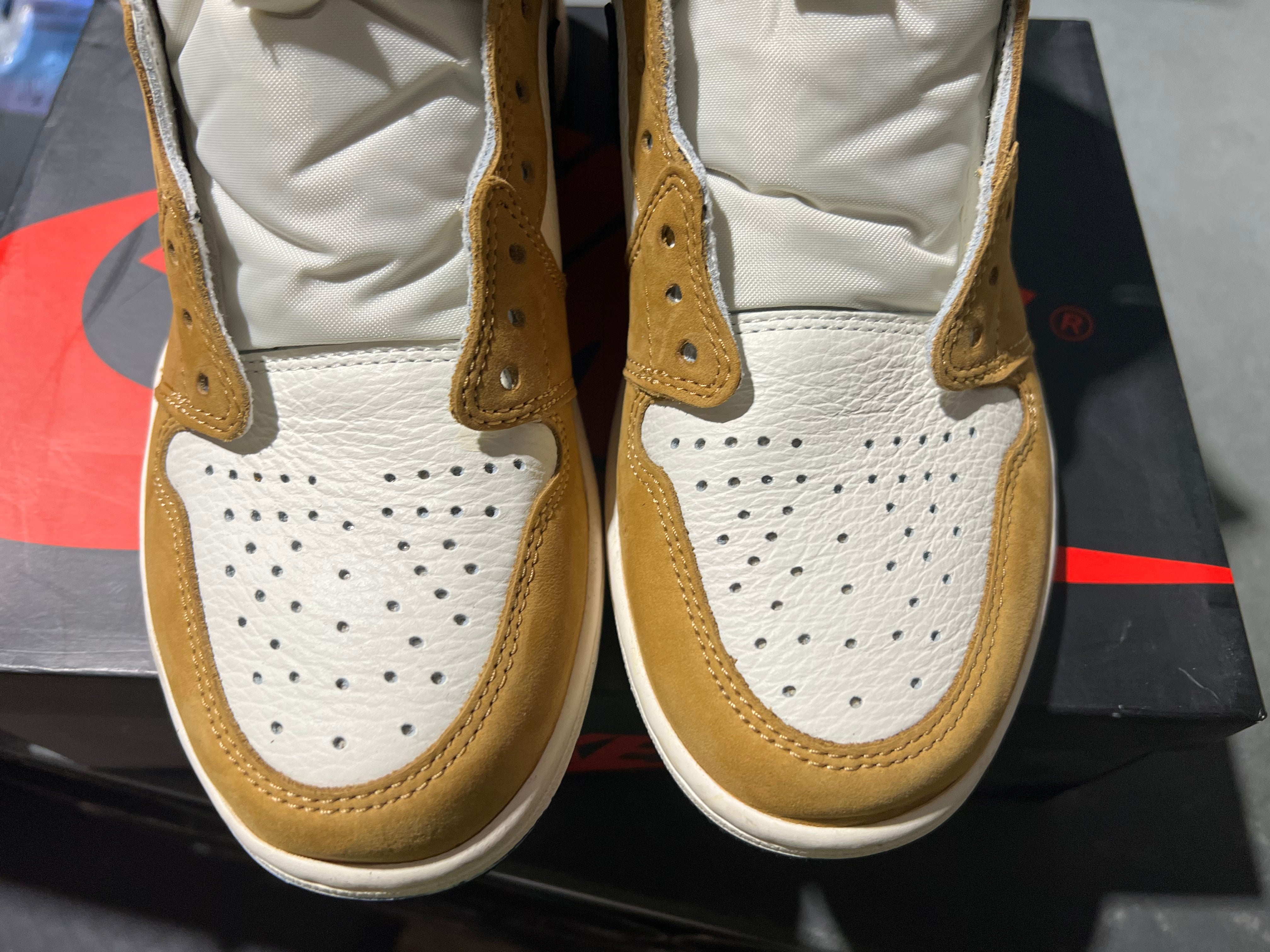 Air Jordan 1 Retro High OG - Rookie of the Year Size 8