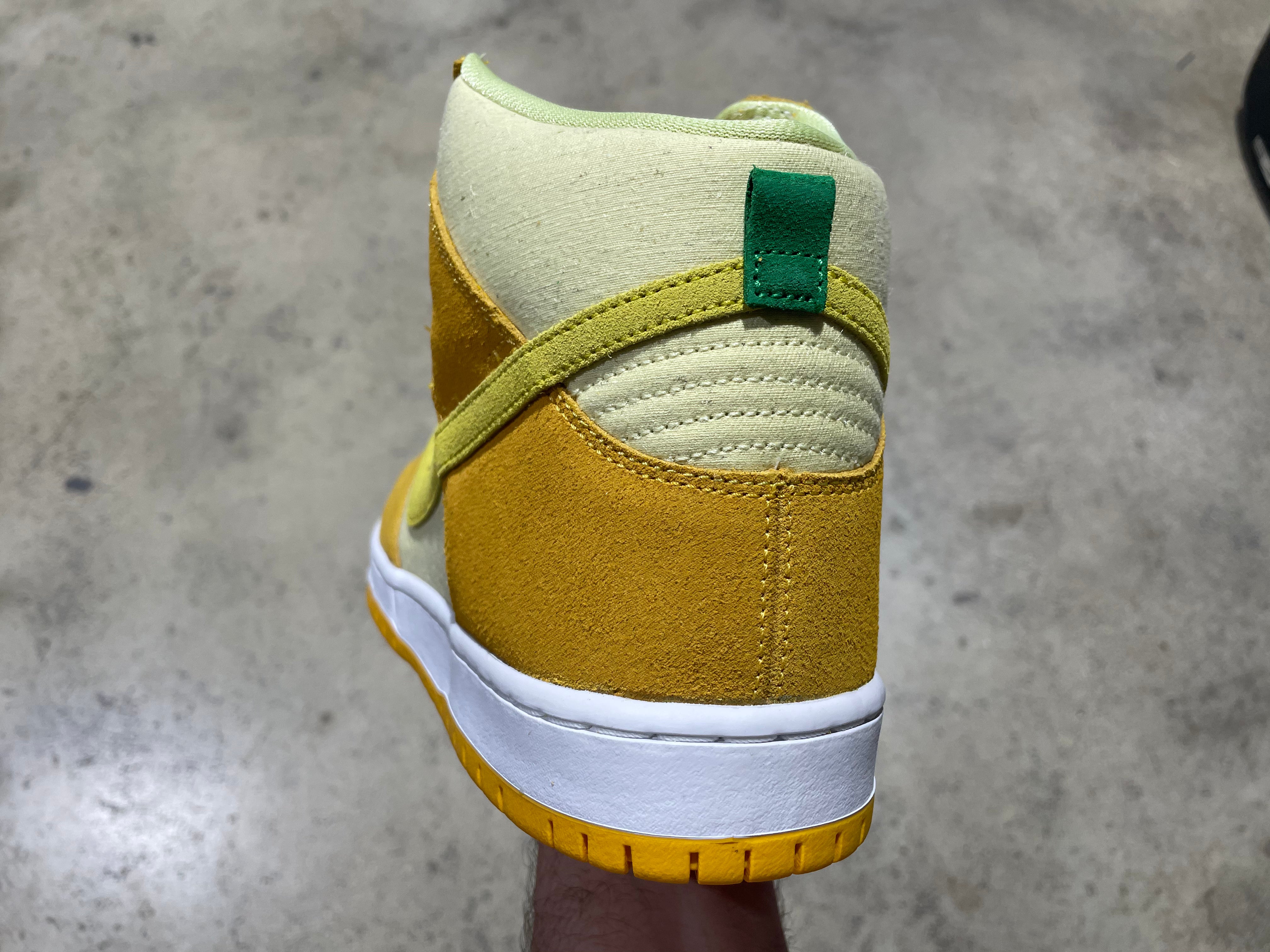 Nike SB Dunk High - Pineapple Size 11