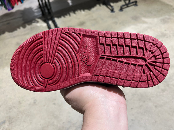 W Air Jordan 1 Low - Pomegranate Blue Size 5.5W/4M