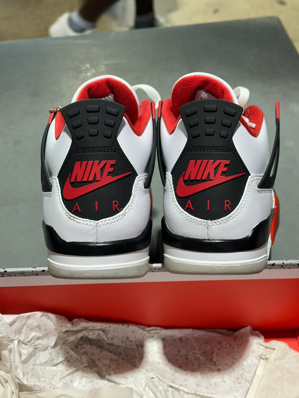 Air Jordan 4 Retro - 2020 Fire Red Size 8.5