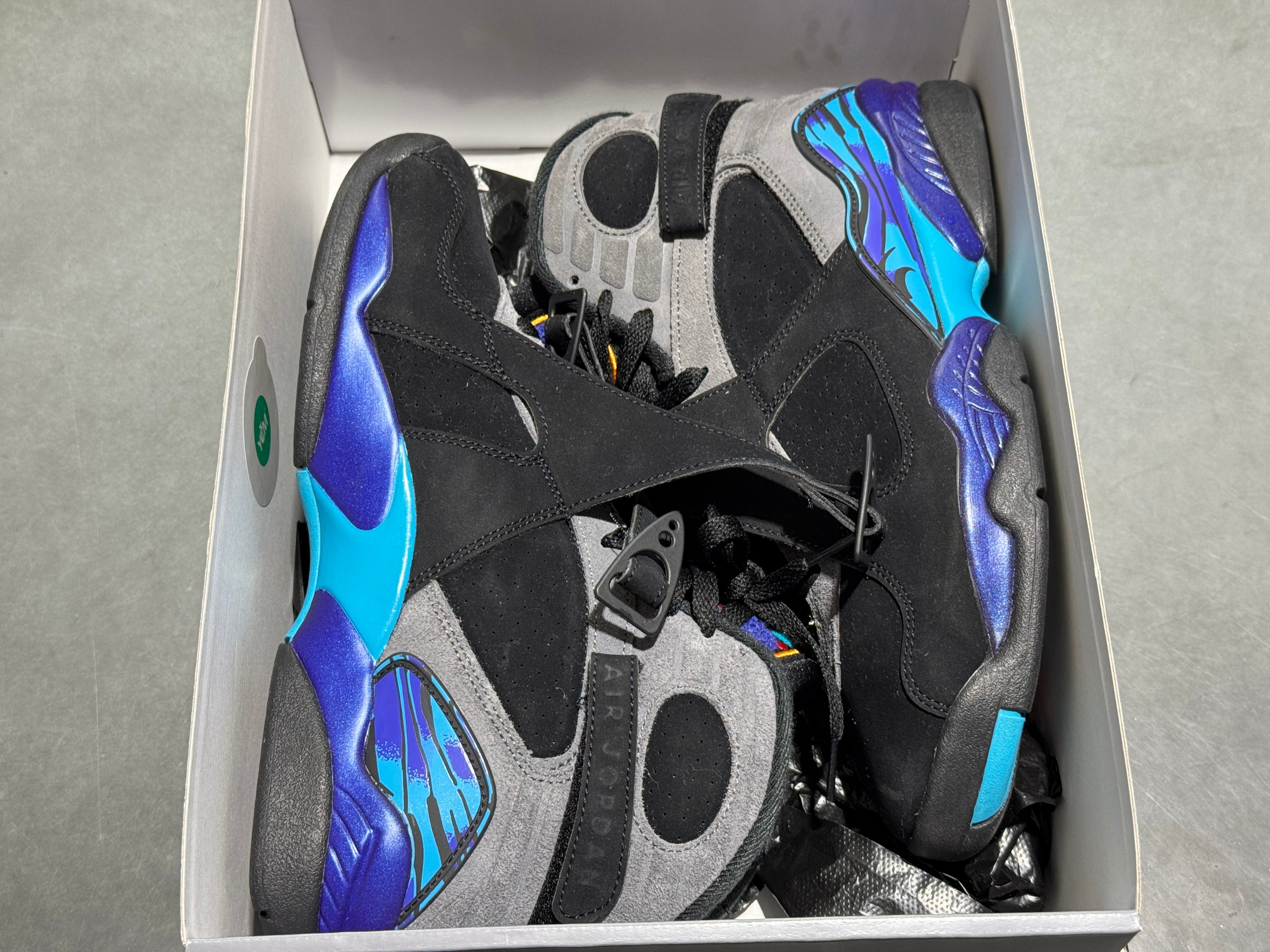 Air Jordan 8 Retro - Aqua 2025 Size 9