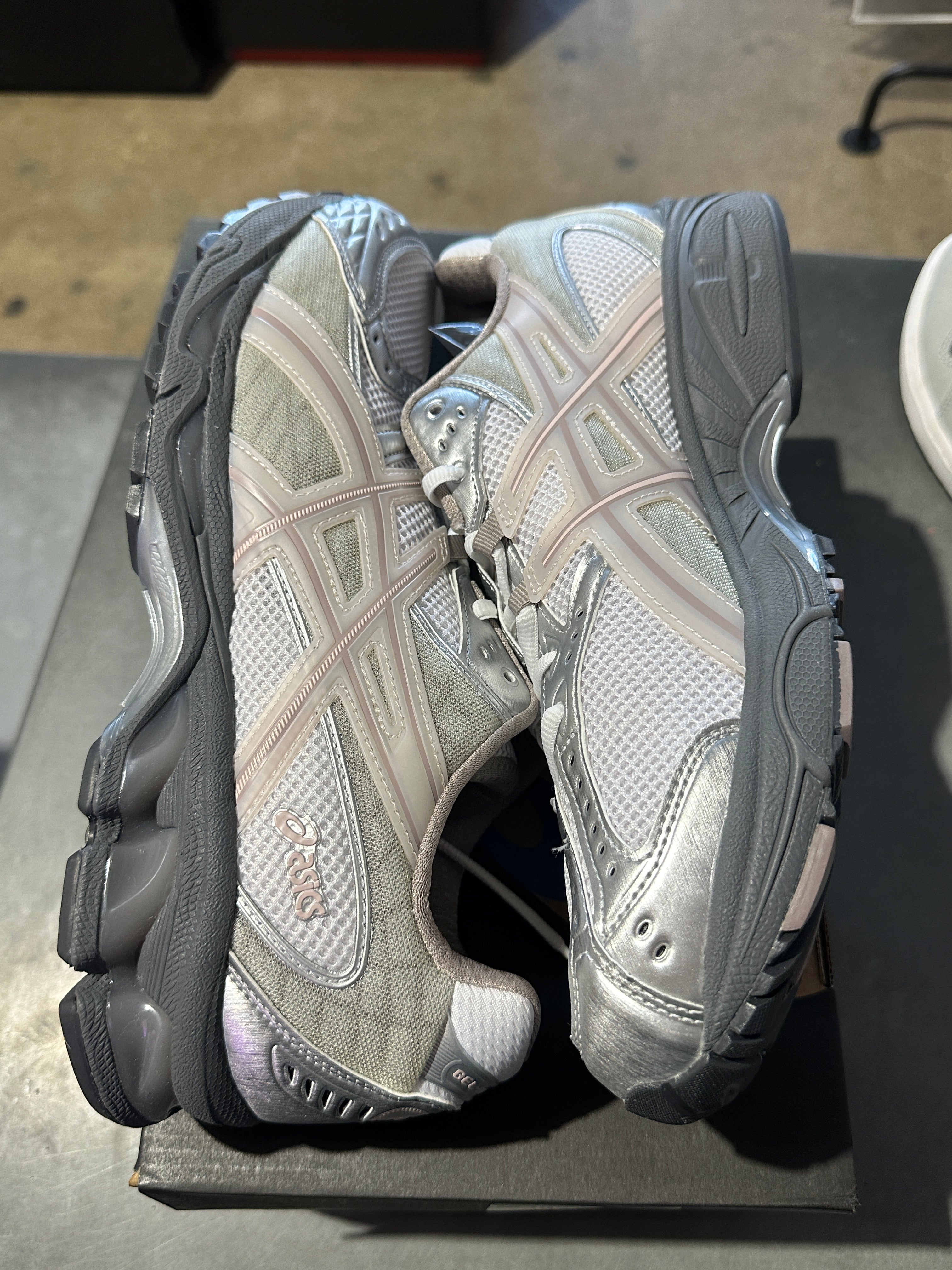 ASICS Gel-Nimbus 10.1 Kith - White Morganite size 12