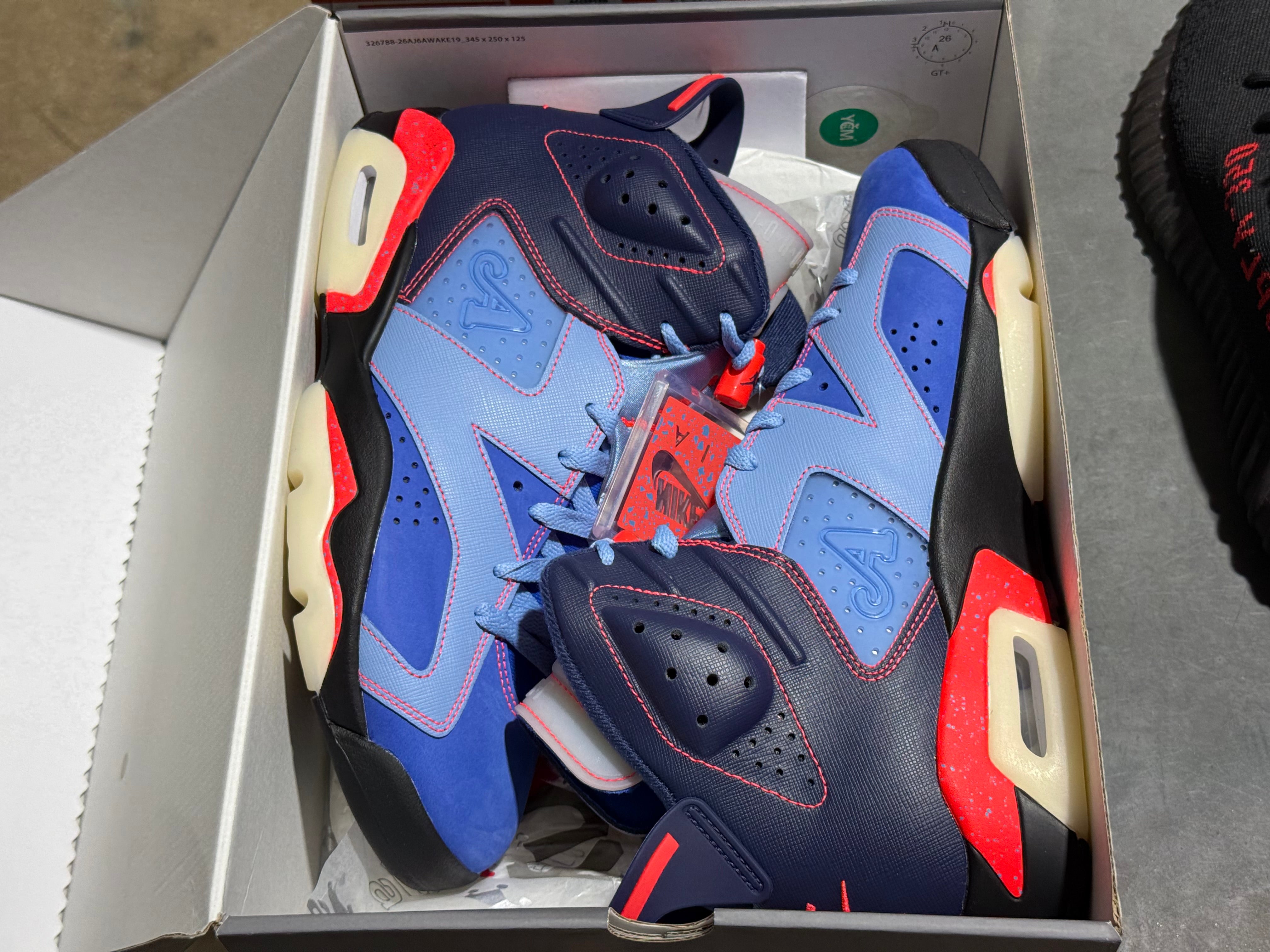 Air Jordan 6 Retro SP - Awake/Blueberry Size 10