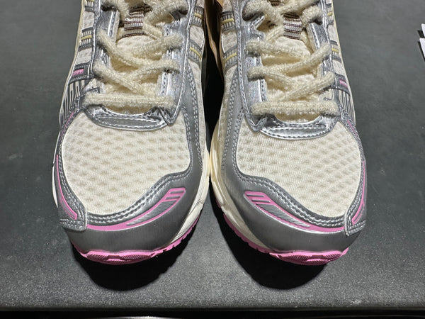 ASICS Gel-Kayano 12.1 - Vandy The Pink Vanilla Size 9.5