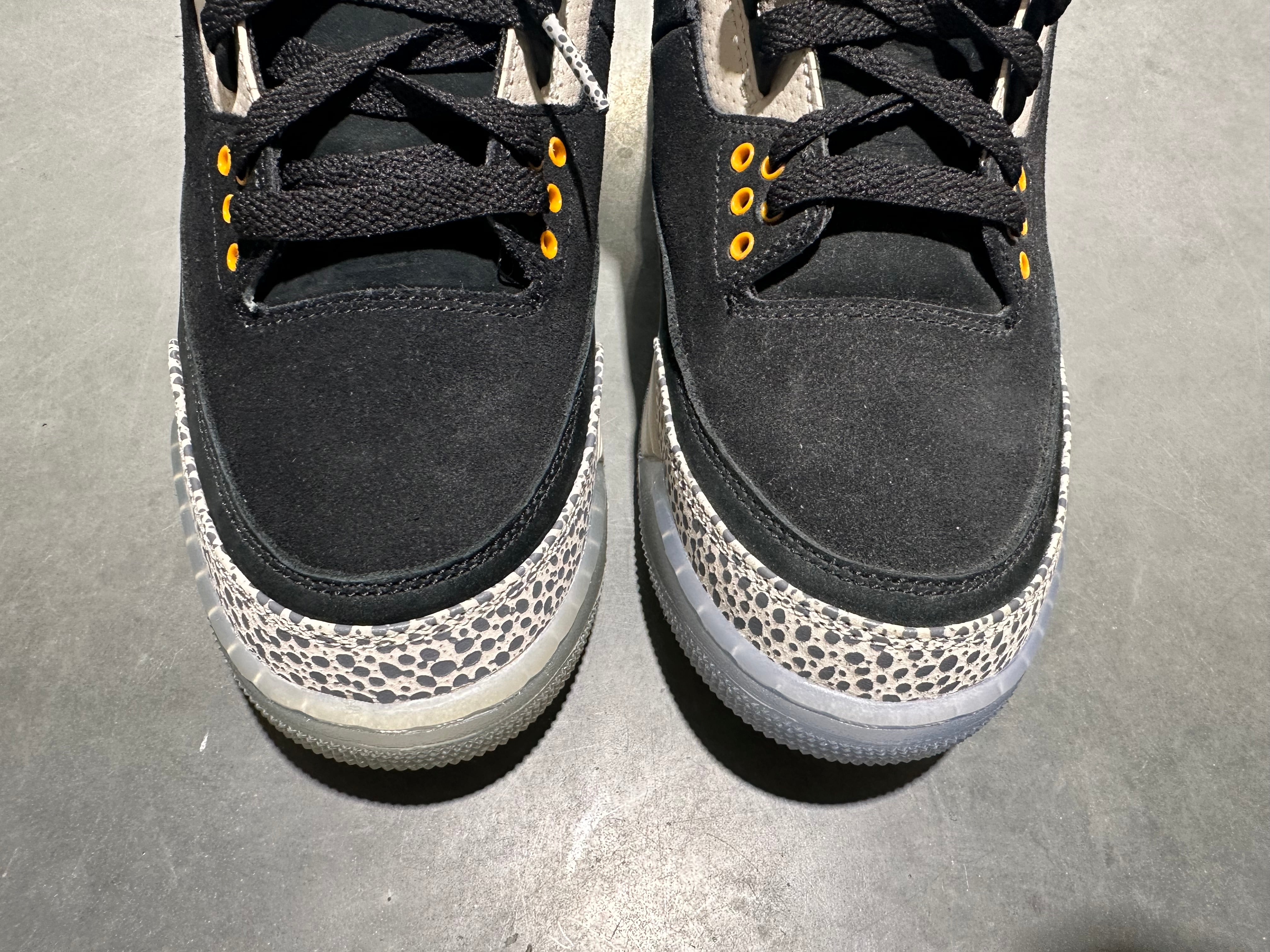 Air Jordan 3 Retro - Atmos Size 8.5