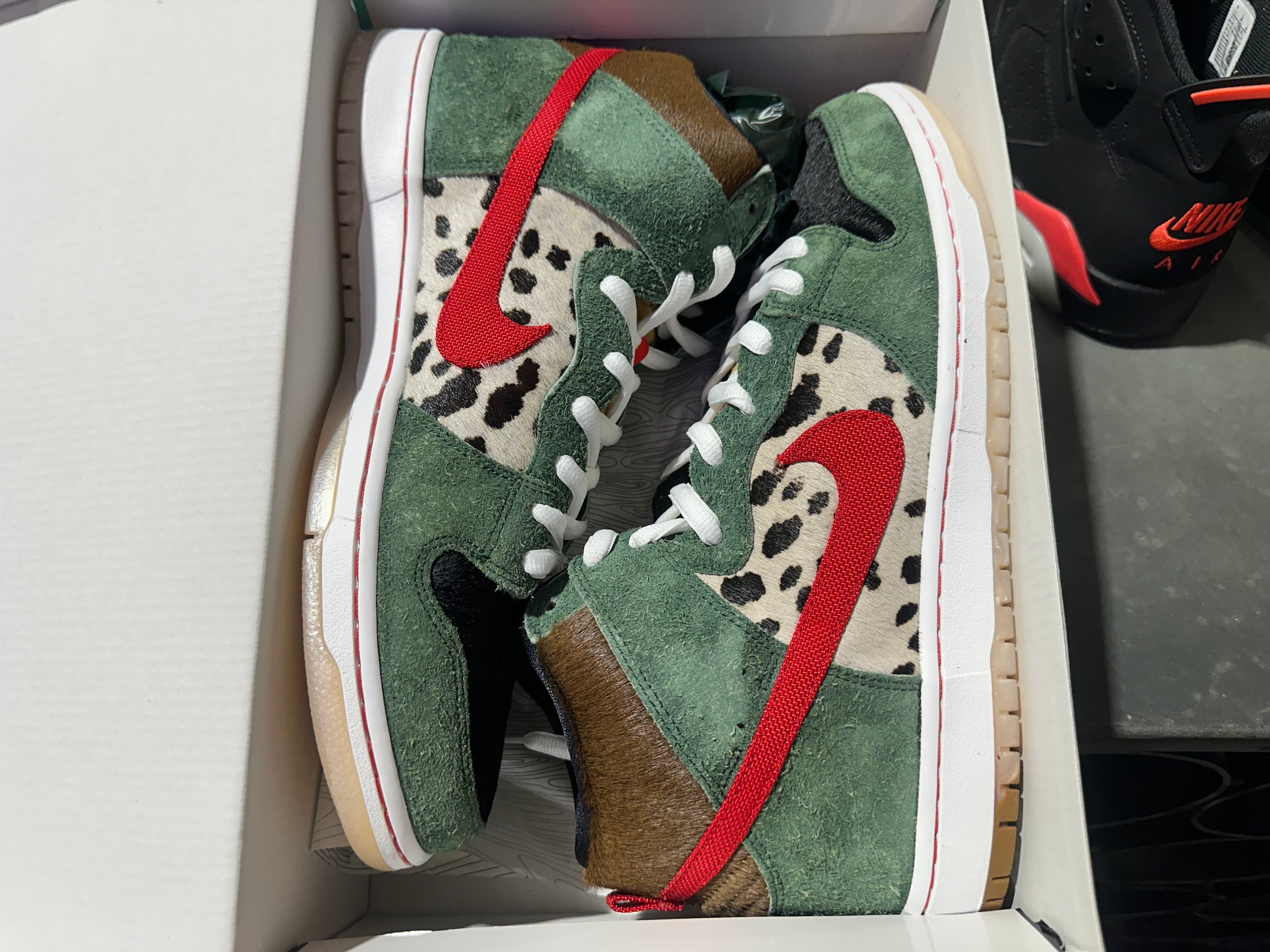 Nike SB Dunk High Pro QS - Dog Walker Size 12