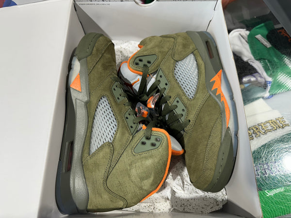Air Jordan 5 Retro - Olive 2024 Size 9.5