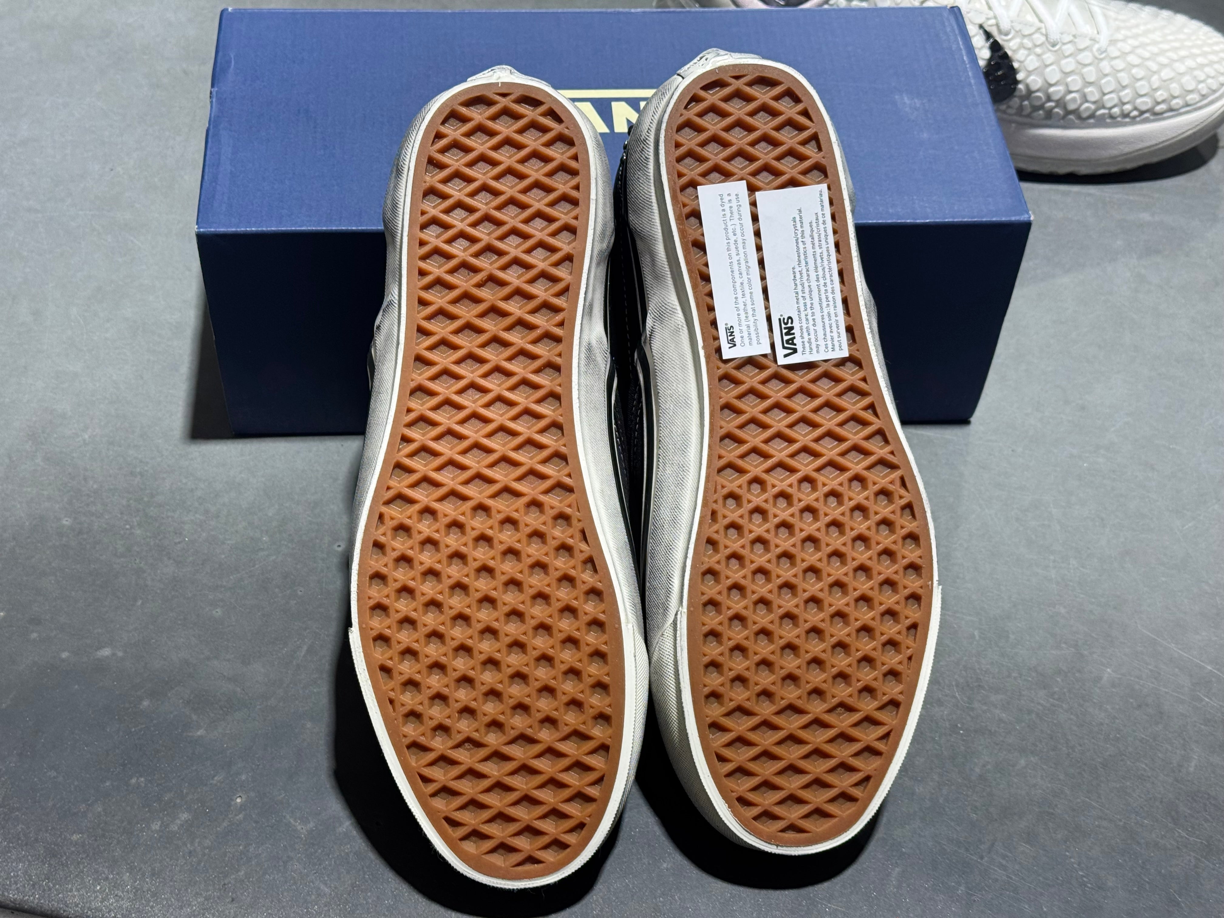 Vans LX Classic Slip-On 98 - Pearlized Pack/Blackout Size 9