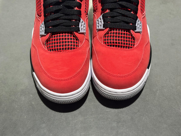 Air Jordan 4 Retro - Toro Size 12