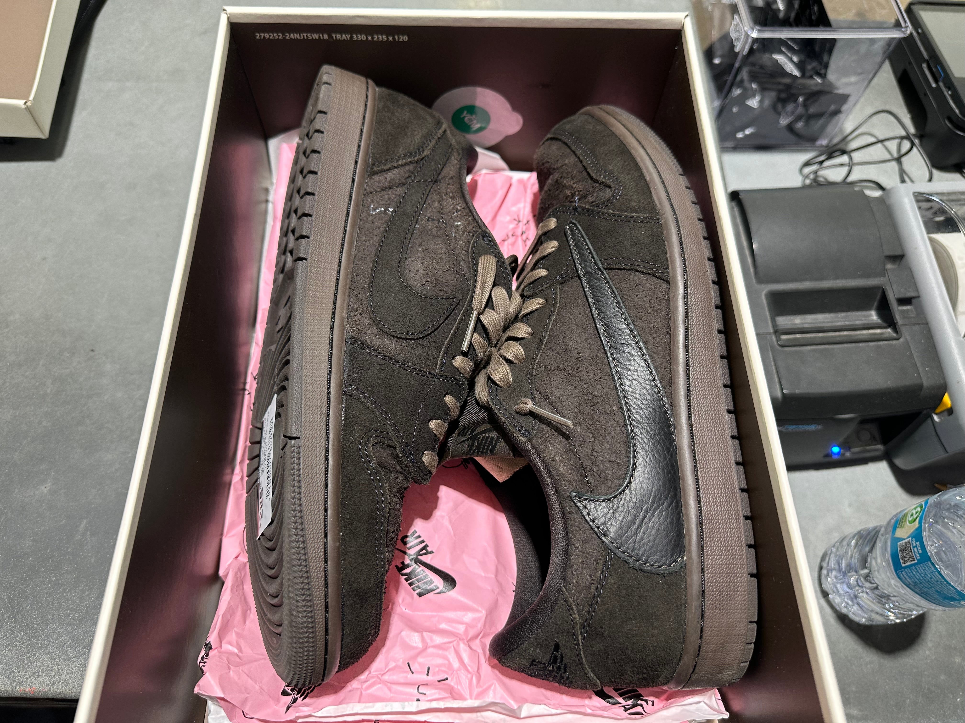 Air Jordan 1 Retro Low OG SP - Travis Scott/Velvet Brown Size 11