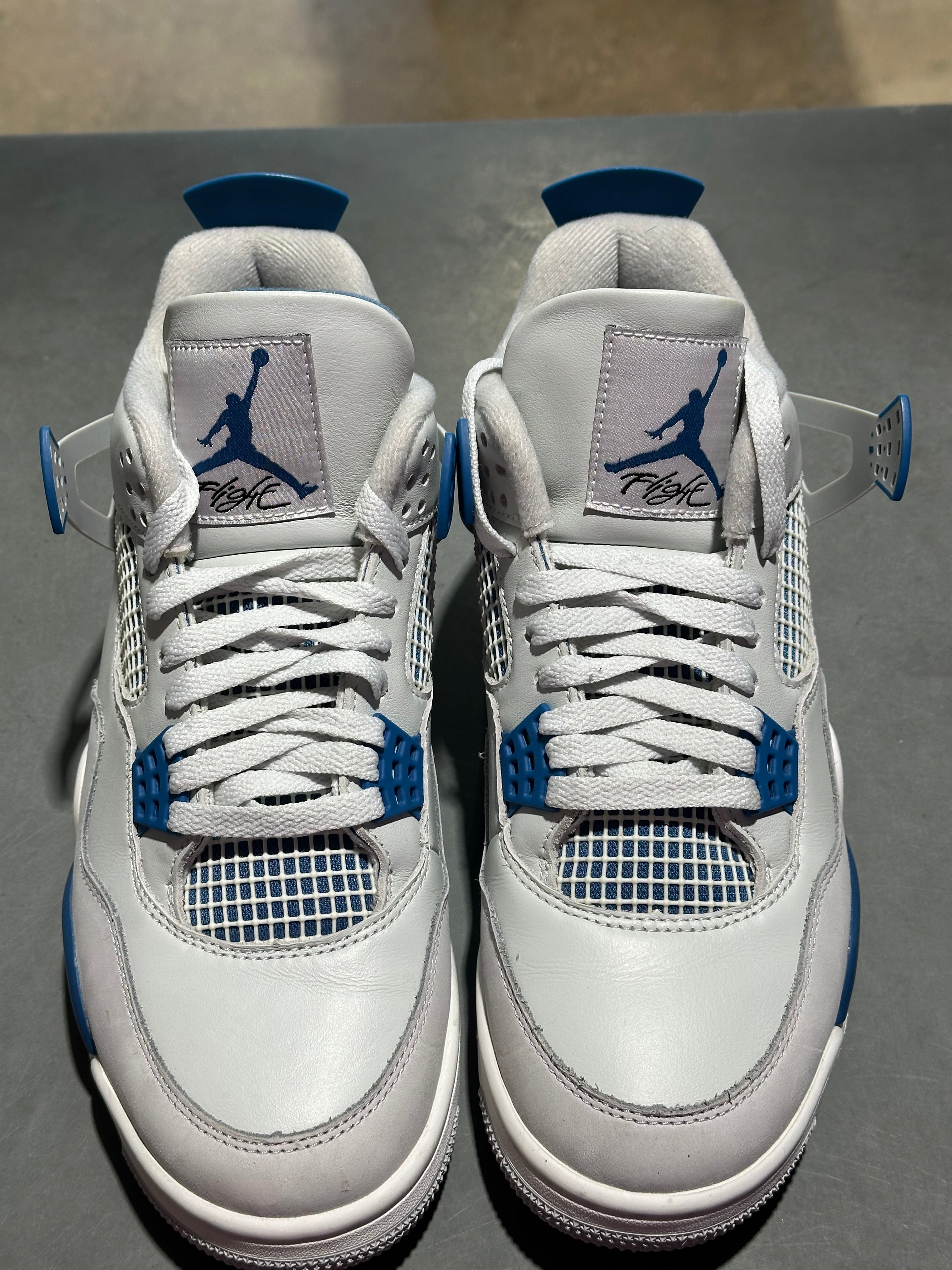 Air Jordan 4 Retro - Military Size 9