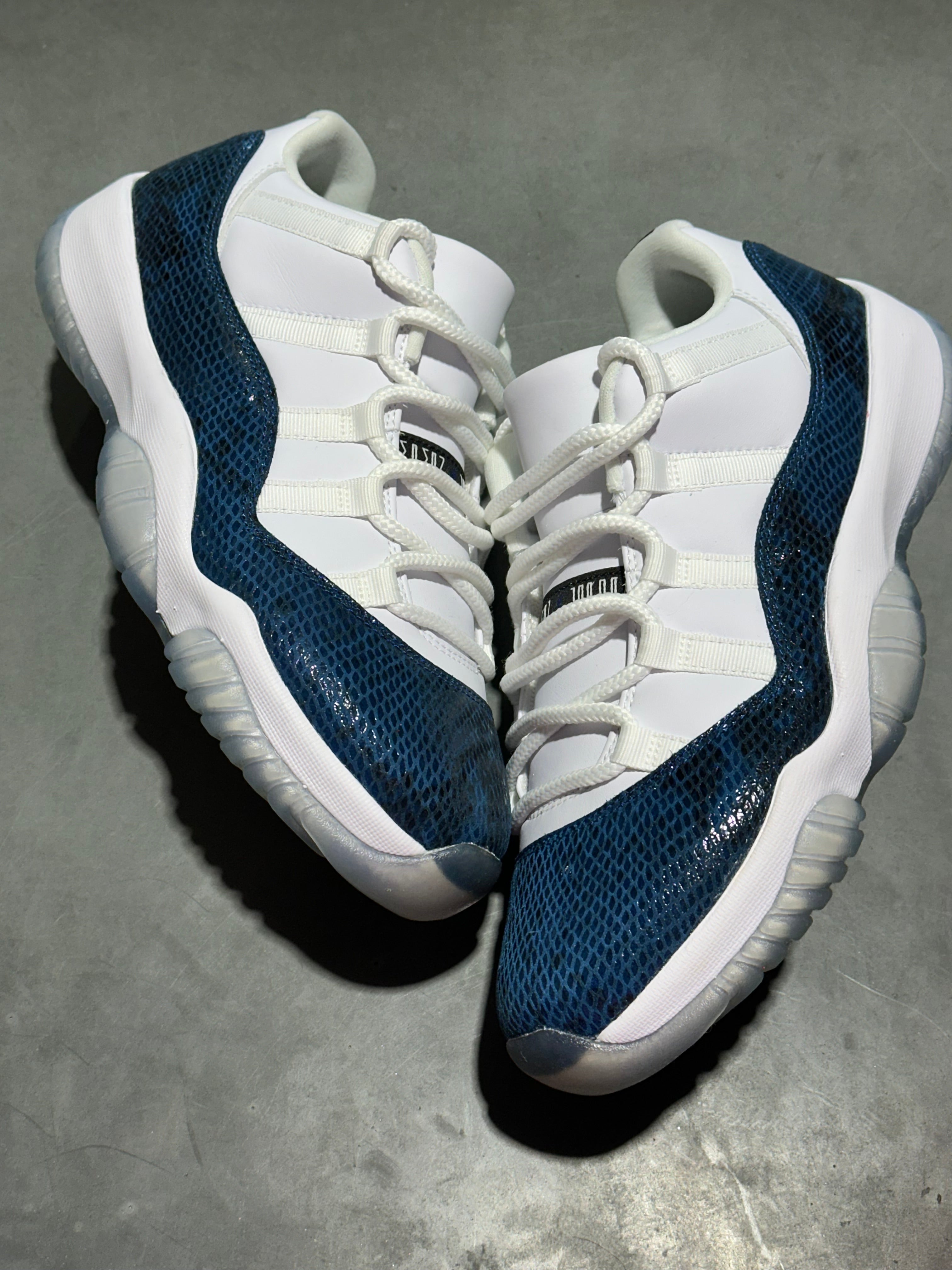 Air Jordan 11 Retro - Navy Snakeskin Size 9