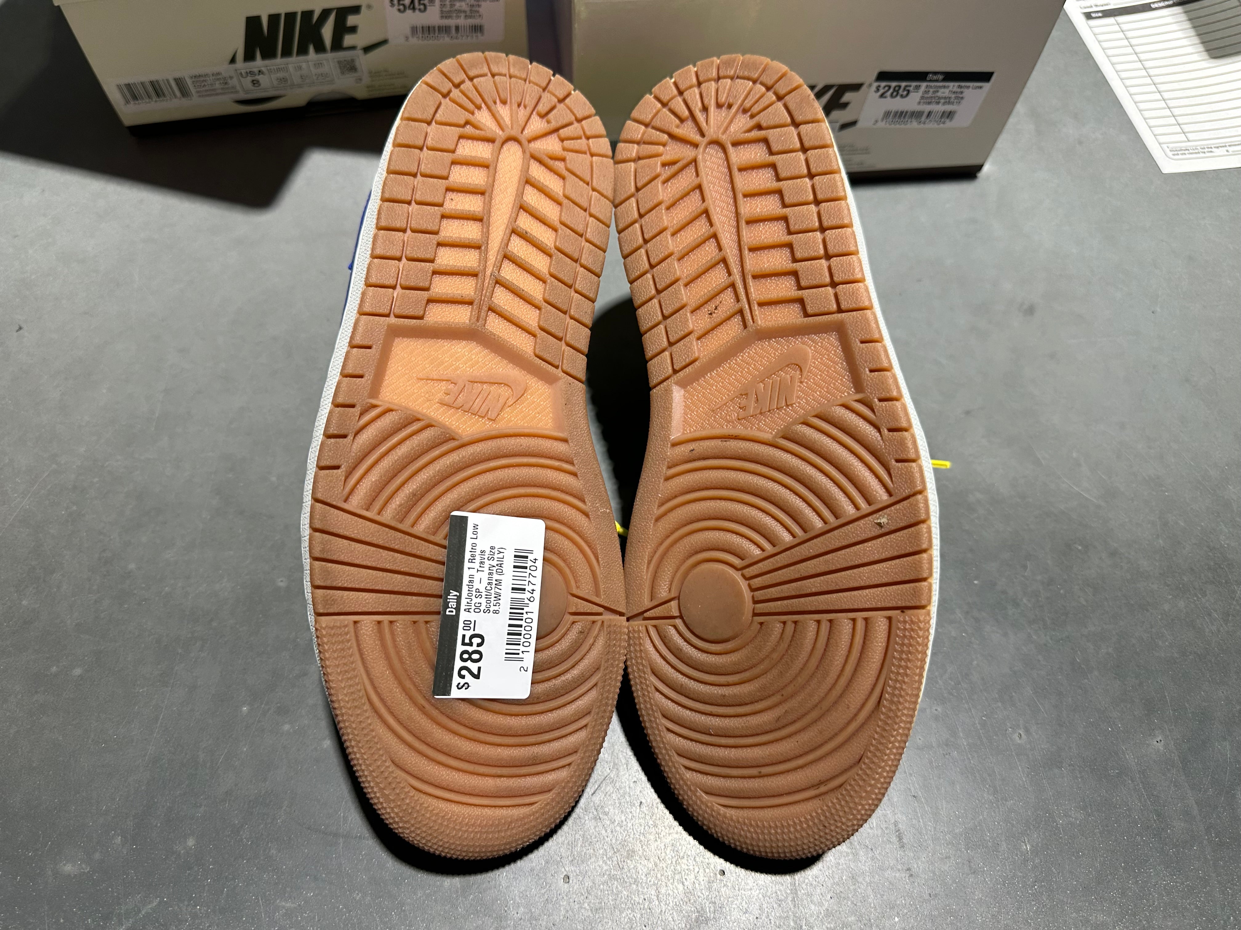 AirJordan 1 Retro Low OG SP - Travis Scott/Canary Size 8.5W/7M