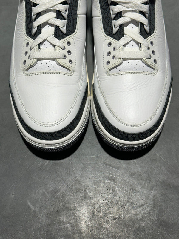 Air Jordan 3 Retro - Cement Grey Size 10