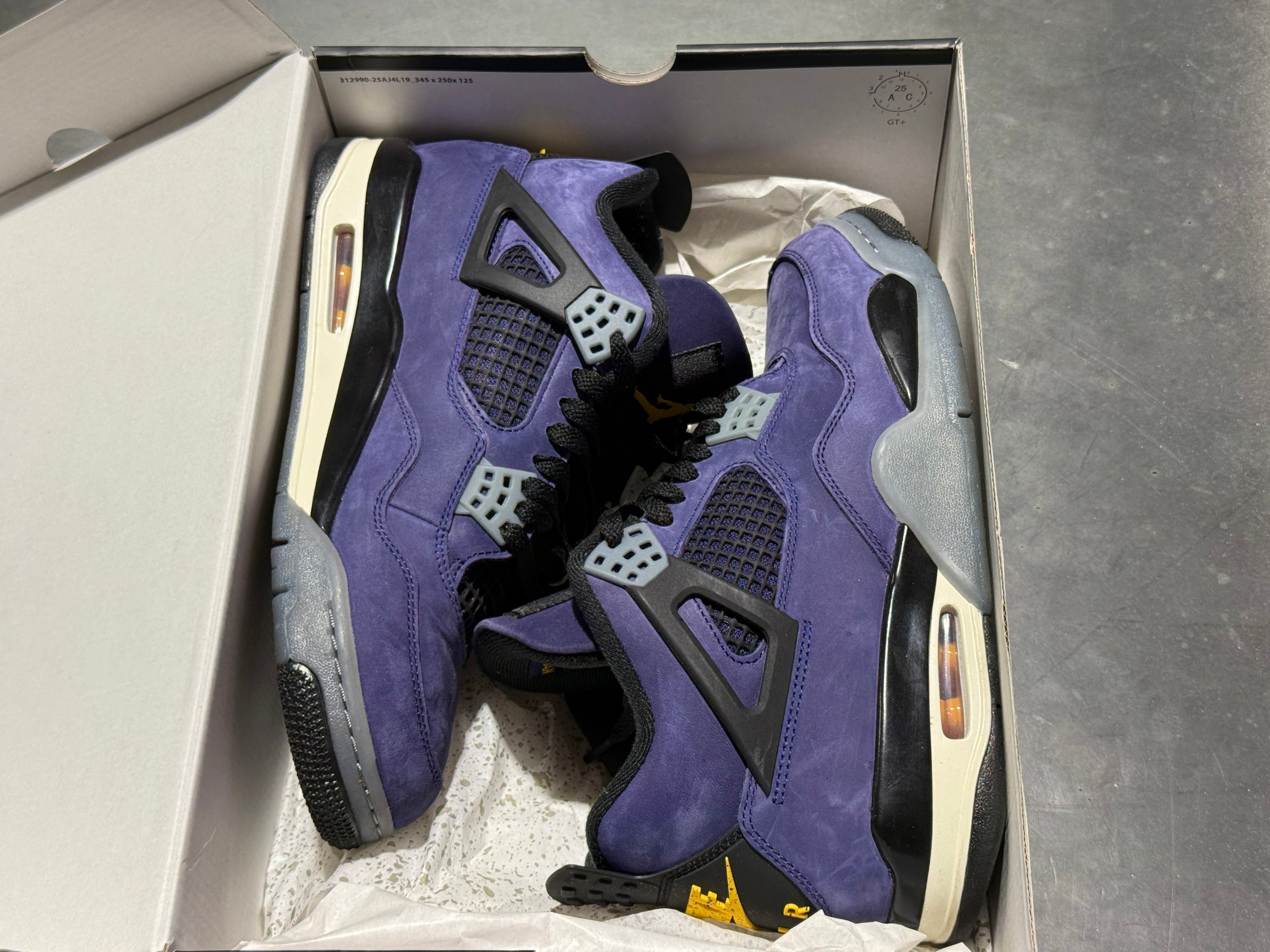 Air Jordan 4 Retro - Lakers Size 9.5