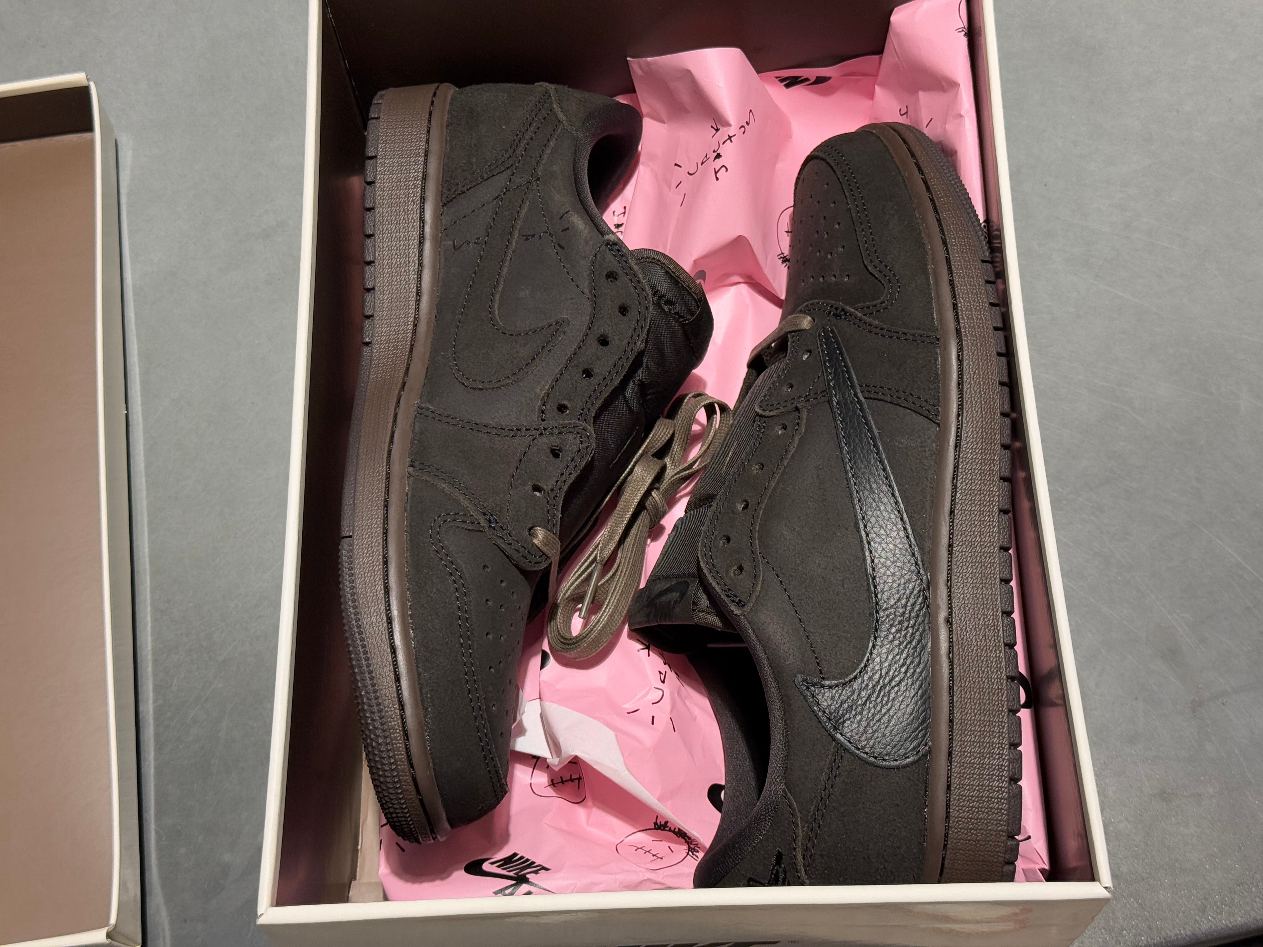 Air Jordan 1 Low OG SP - Travis Scott/Velvet Brown