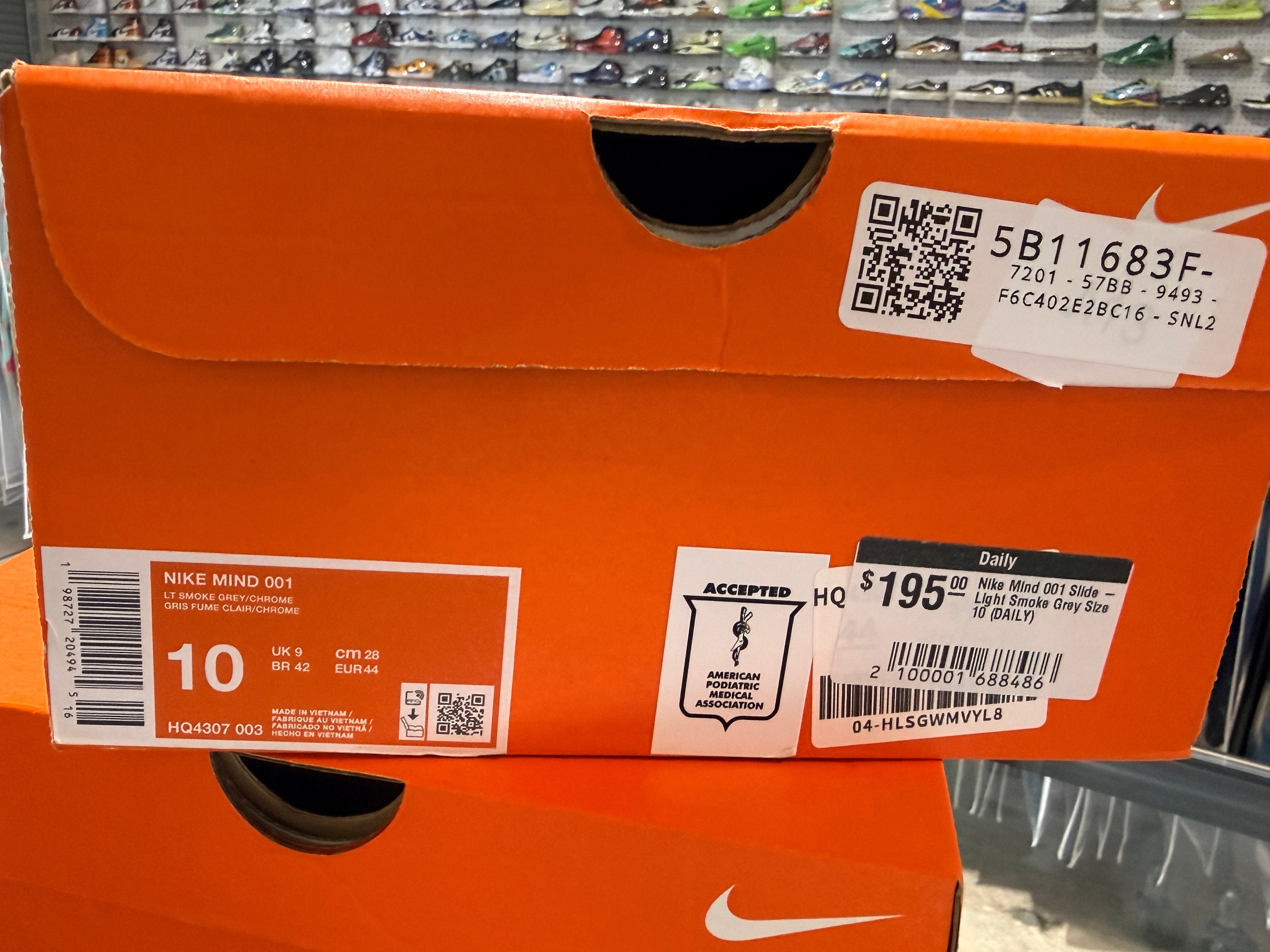 Nike Mind 001 Slide - Light Smoke Grey Size 10