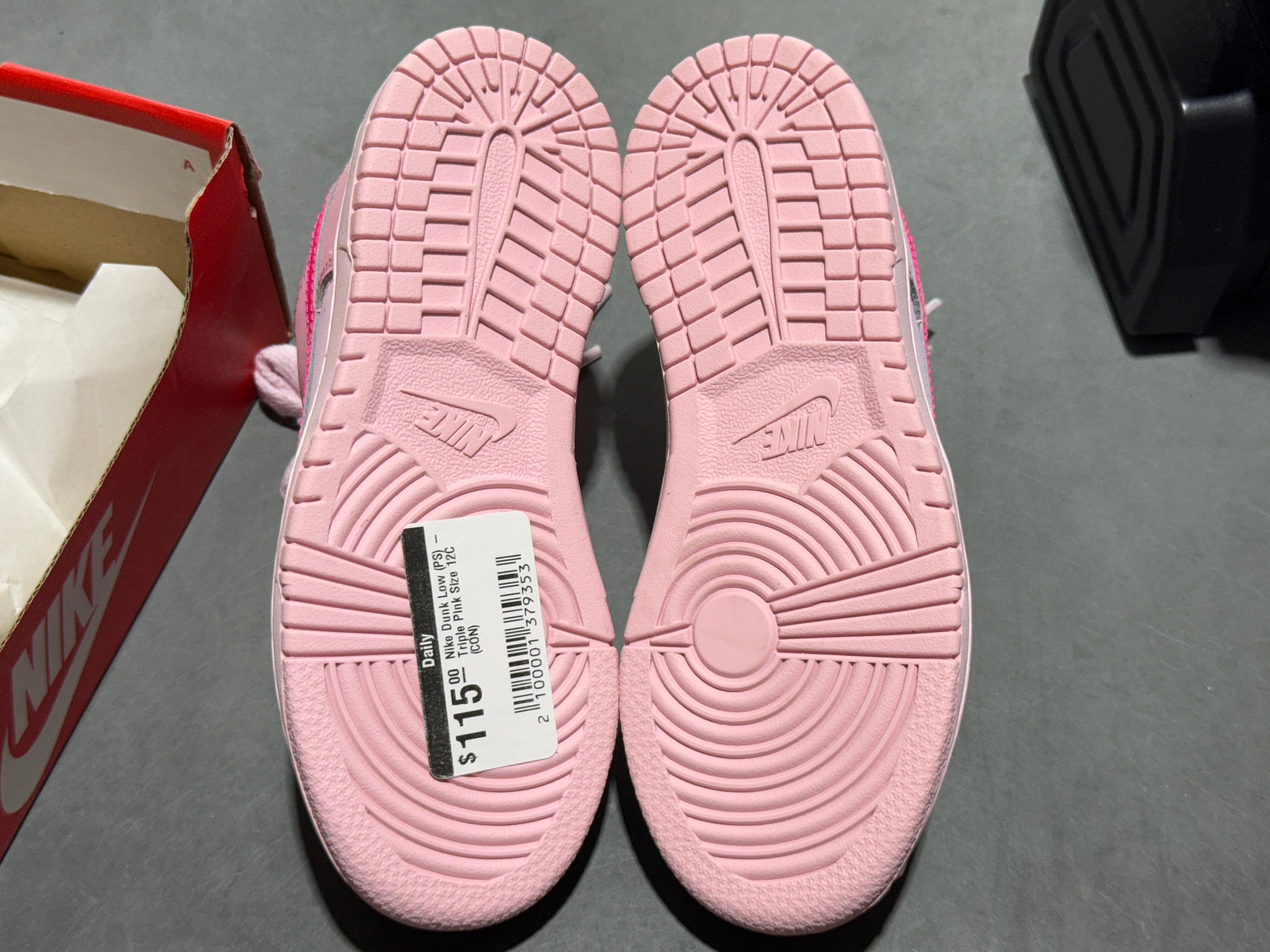 Nike Dunk Low (PS) - Triple Pink Size 12C