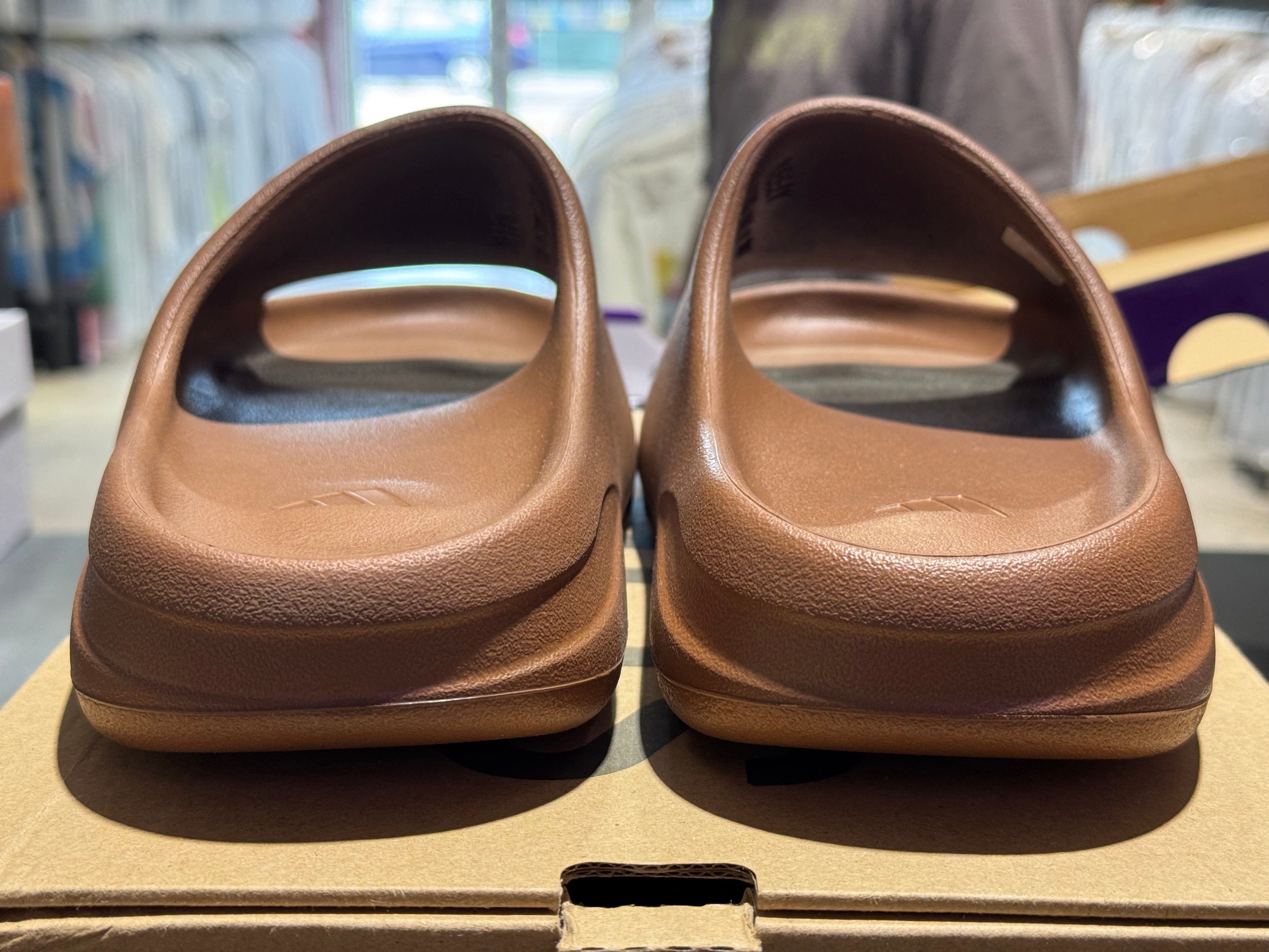 Adidas Yeezy Slide - Flax Size 11