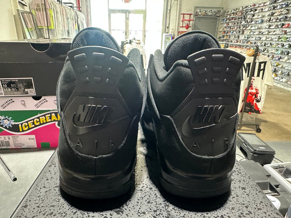 Air Jordan 4 Retro - Black Cat 2025 Size 10.5