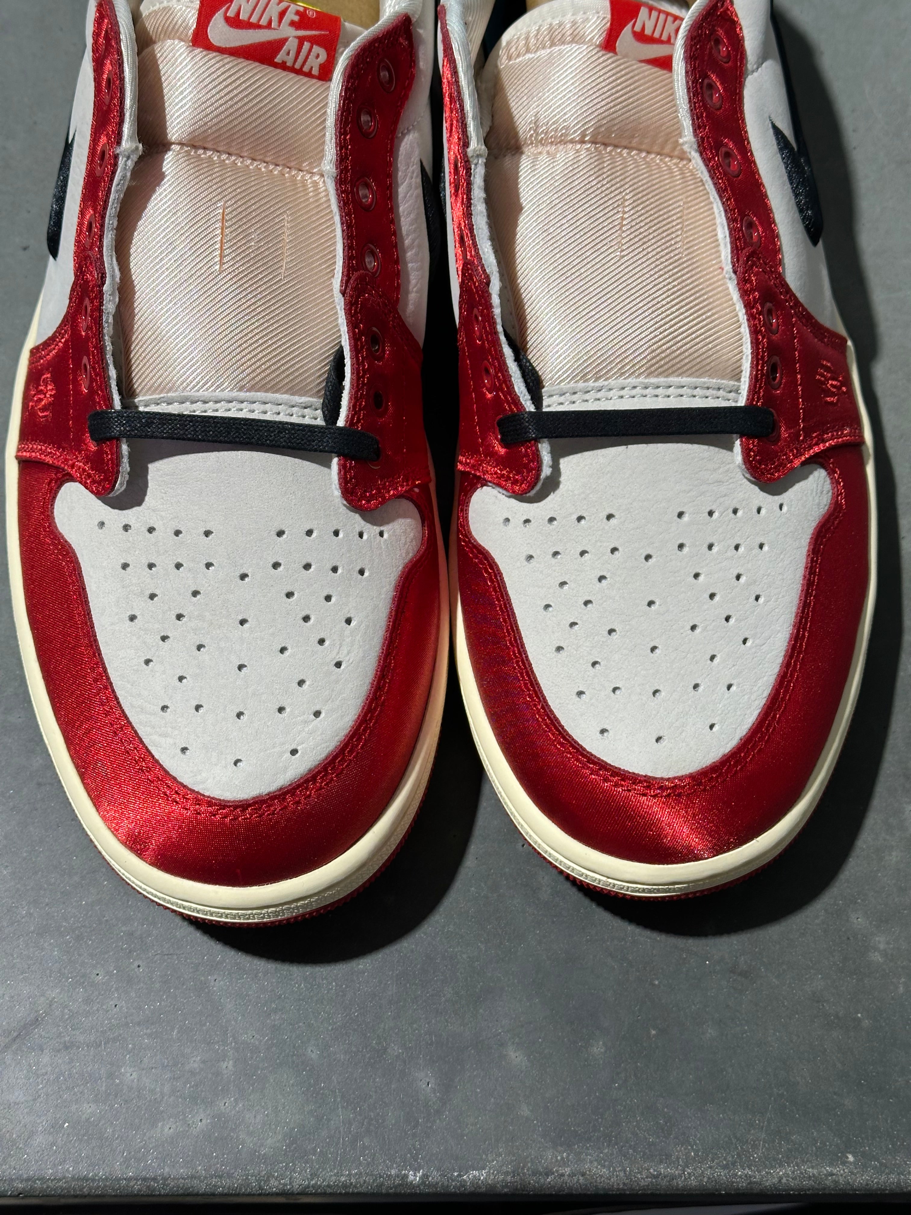 Air Jordan 1 Retro Low OG SP - Trophy Room Size 11.5