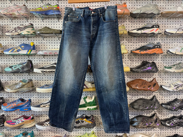 USED Supreme SS25 Distressed Loose Fit Selvedge Denim - Washed Indigo Size 34