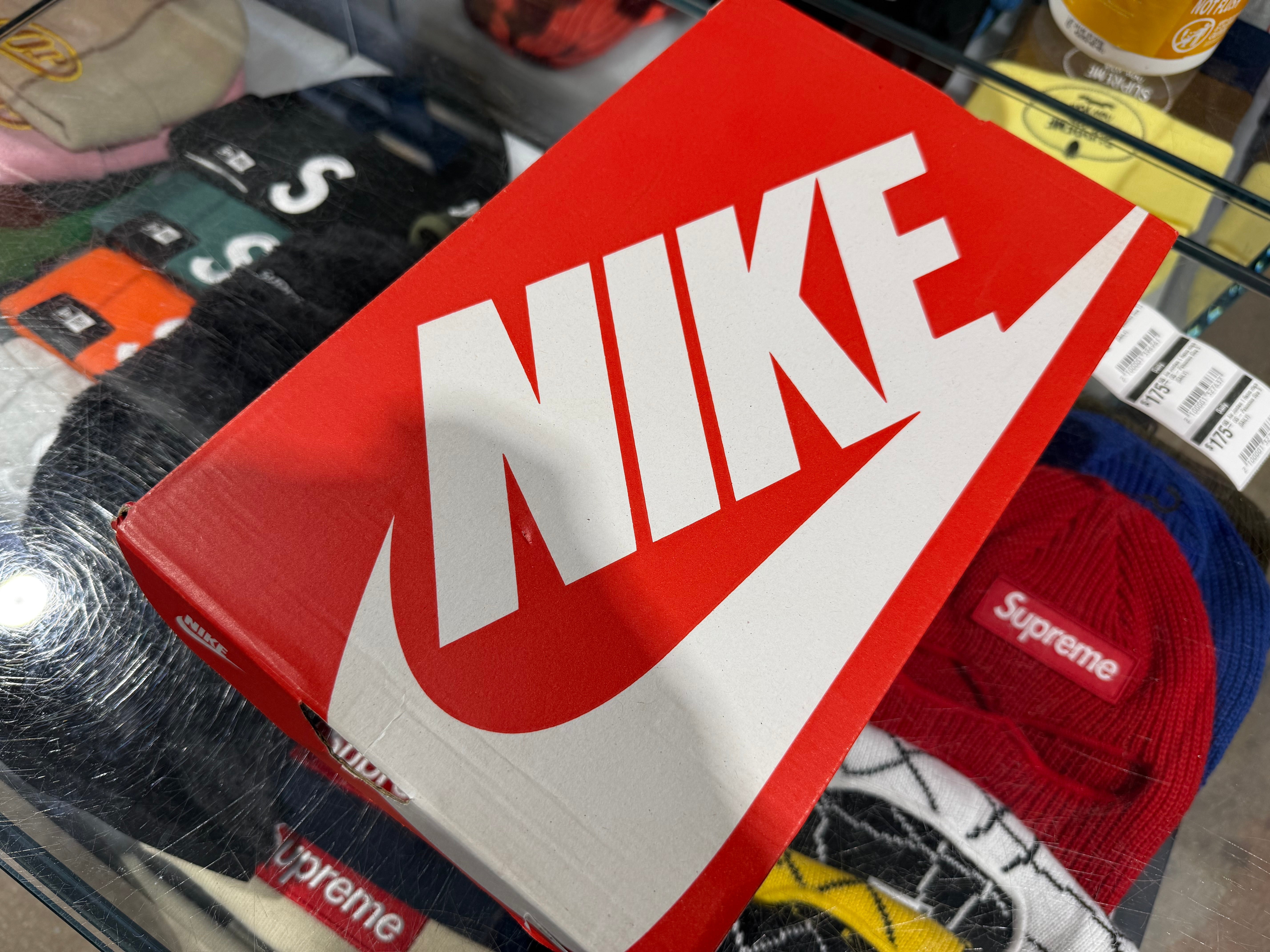 WMNS Nike Dunk Low PRM - Vintage Navy Size 5.5W/4M