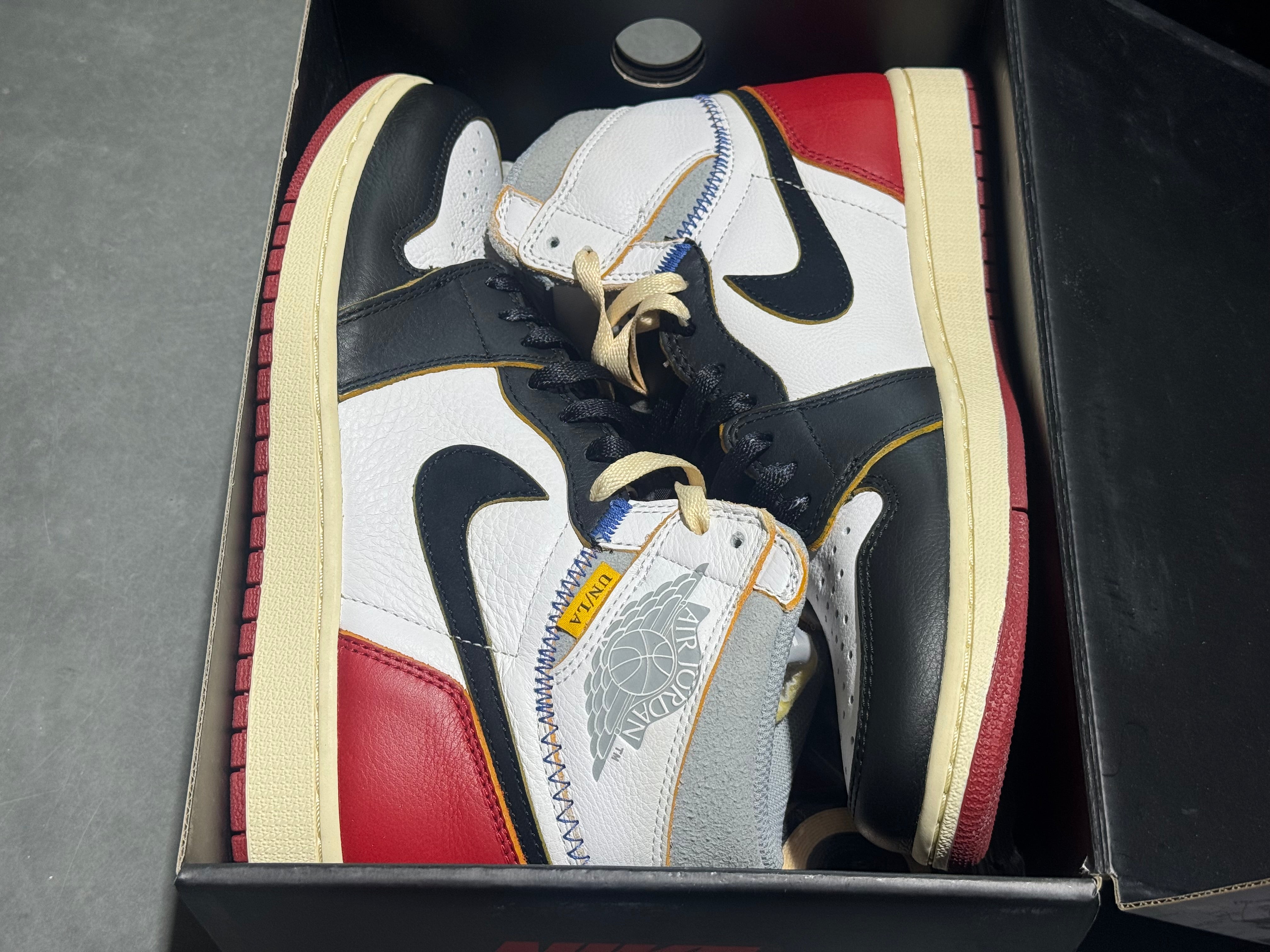 Air Jordan 1 Retro High - Union Los Angeles Black Toe Size 9