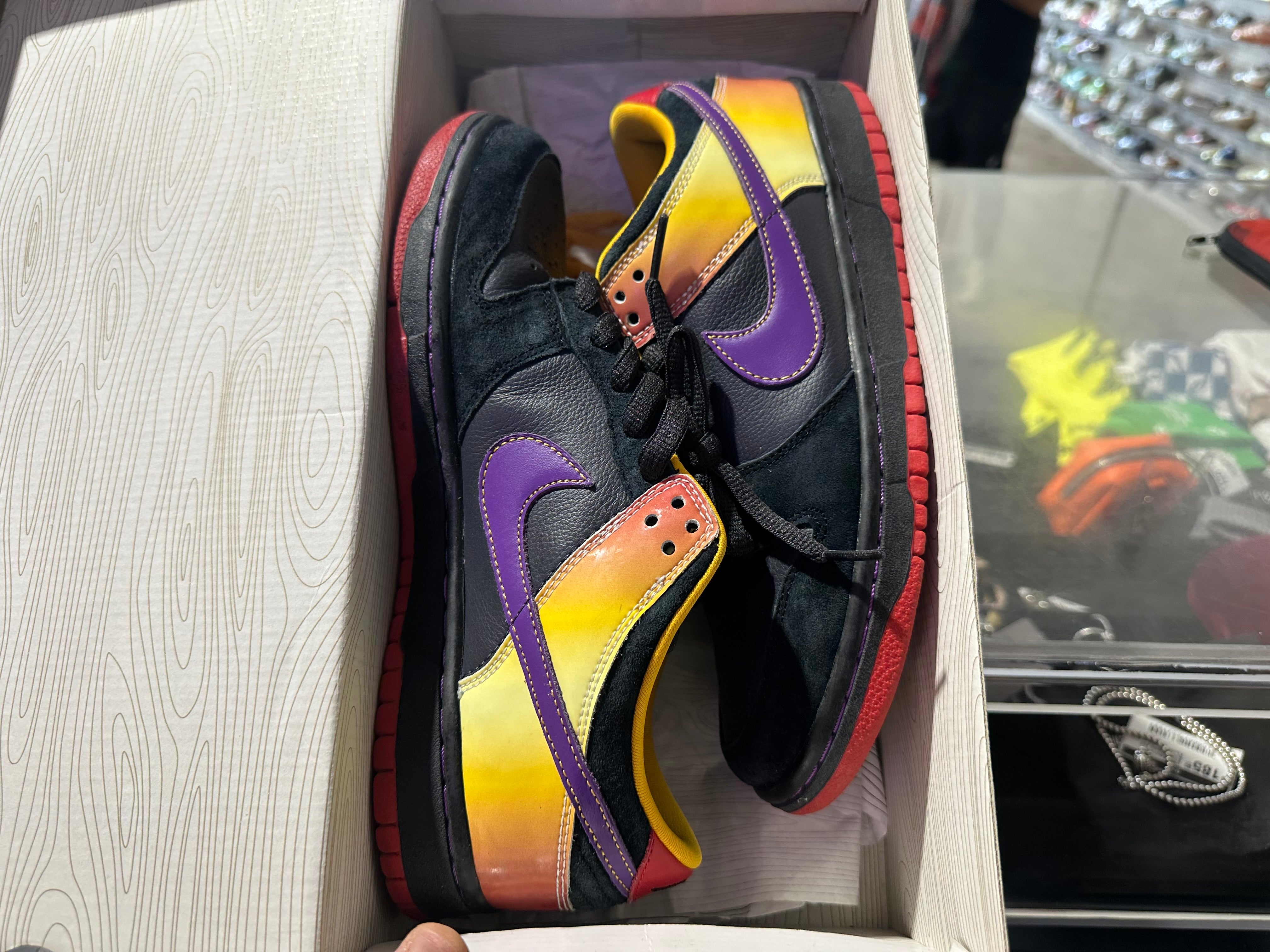 Nike Dunk Low Pro SB - Appetite For Destruction Size 8