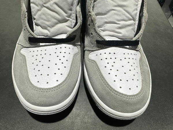 Air Jordan 1 Retro High OG - Light Smoke Grey Size 12