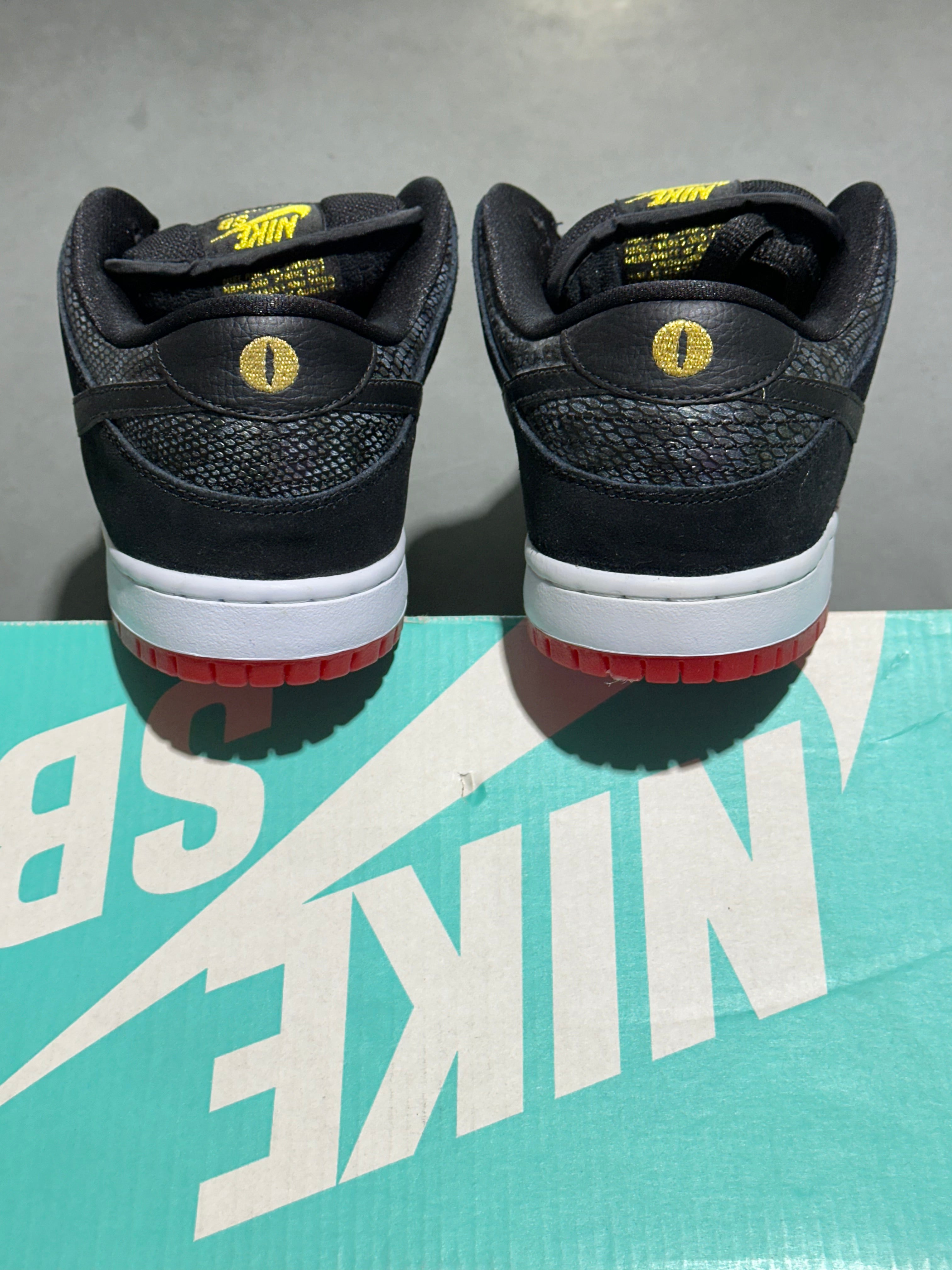 Nike Dunk Low Premium SB - Snake Eyes Size 8