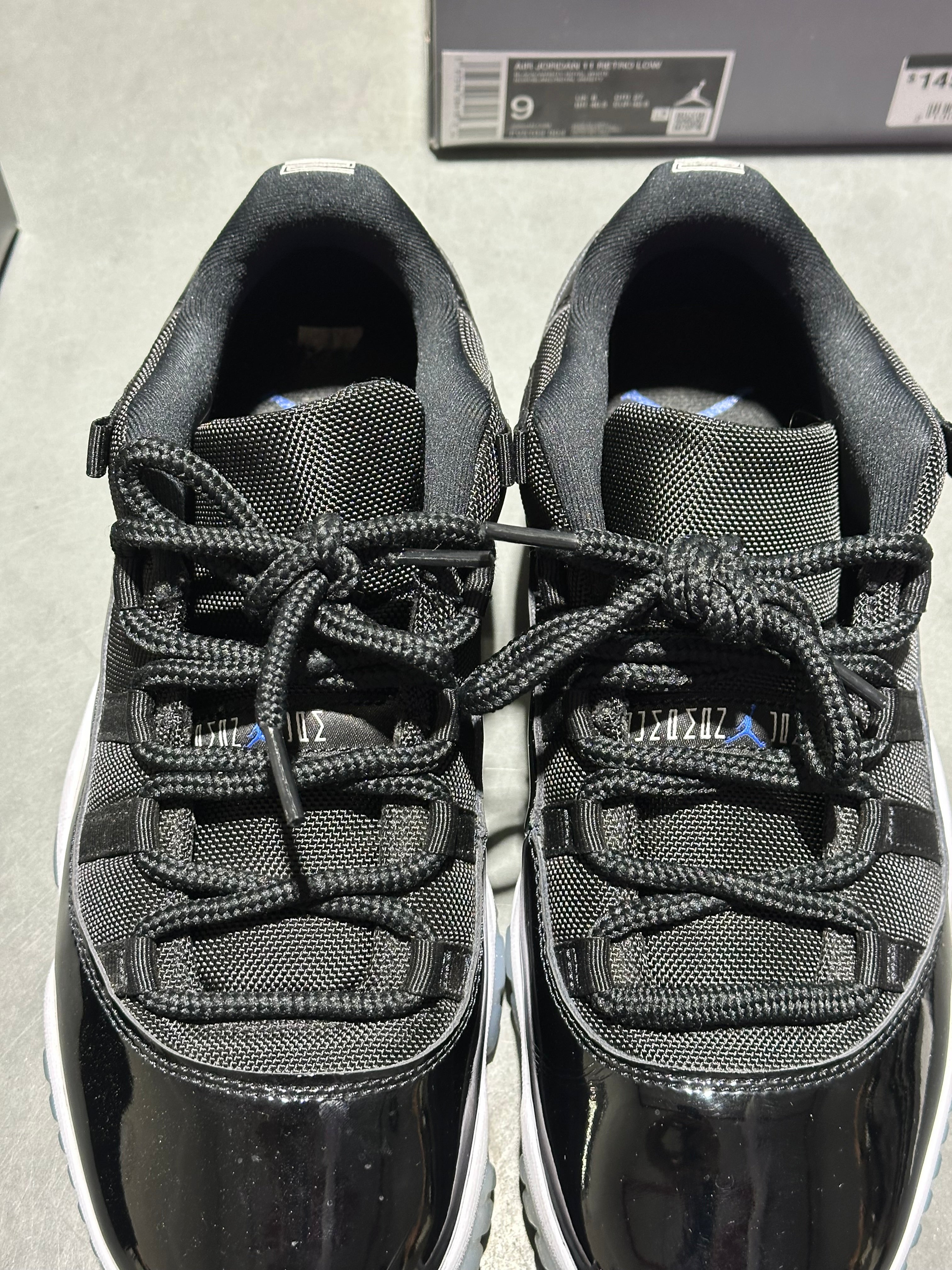 Air Jordan 11 Retro Low - Space Jam Size 9